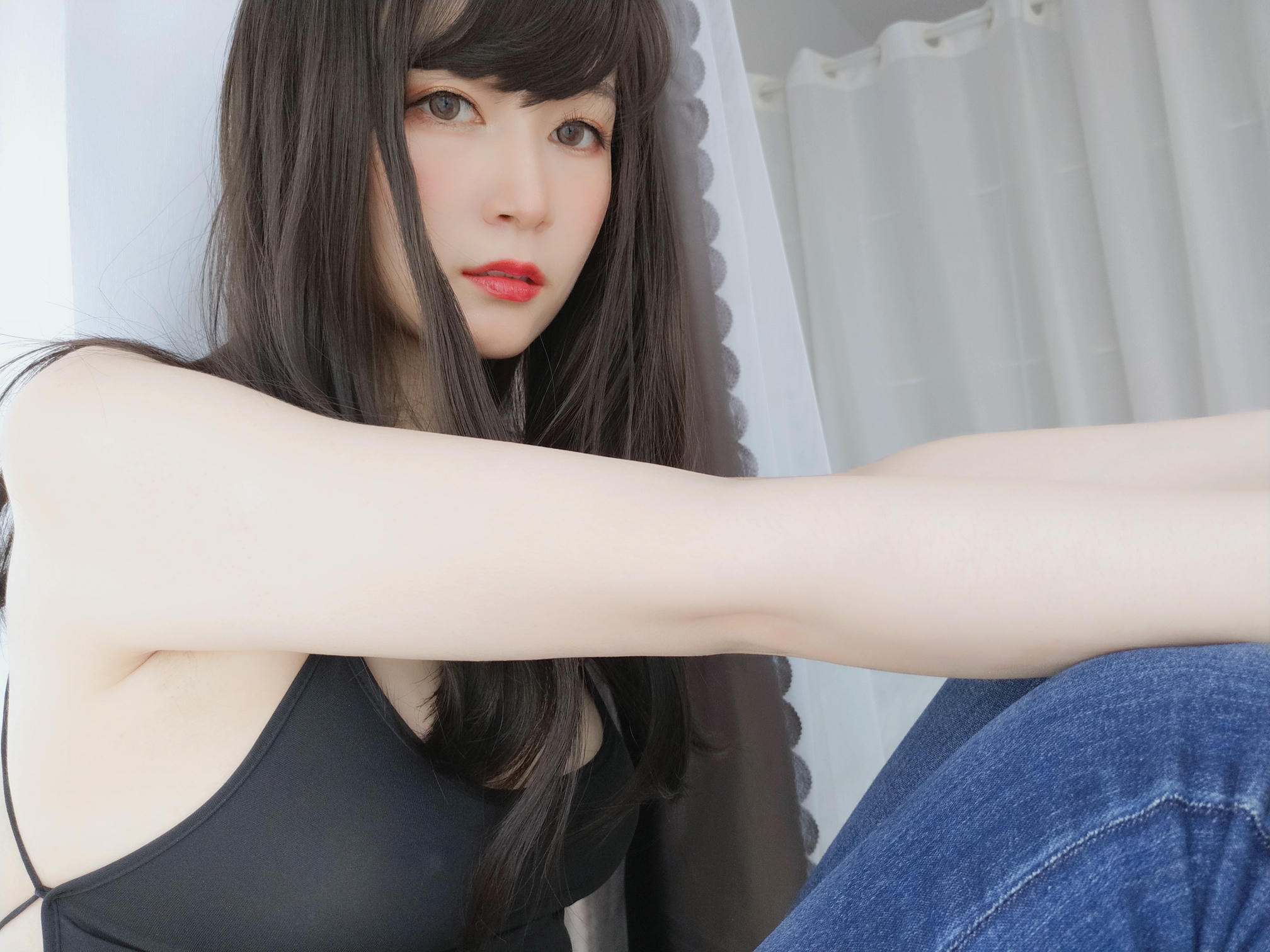 白银81 NO.037 露背上衣 [63P1V-331MB]_第3集