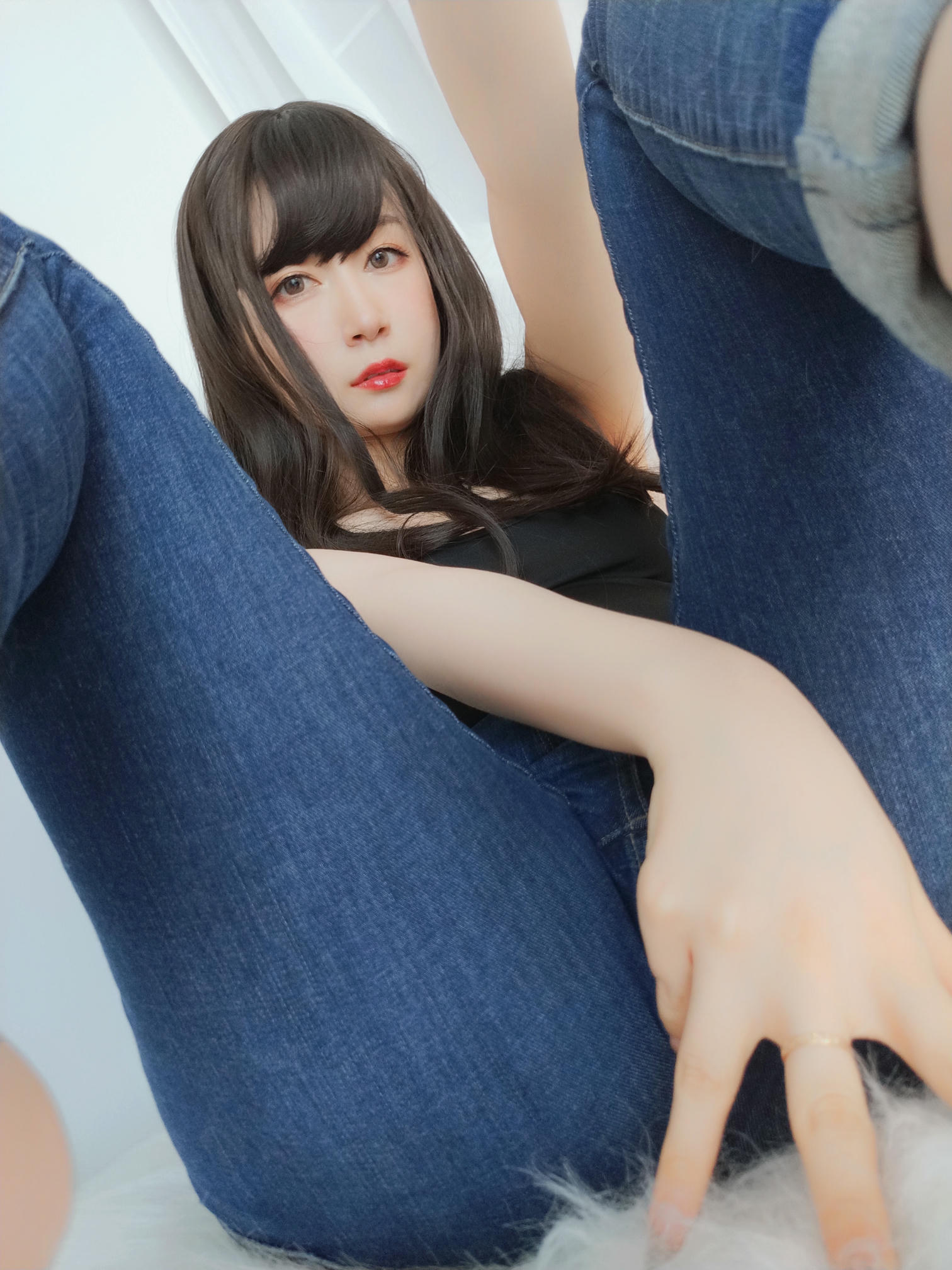 白银81 NO.037 露背上衣 [63P1V-331MB]_第3集