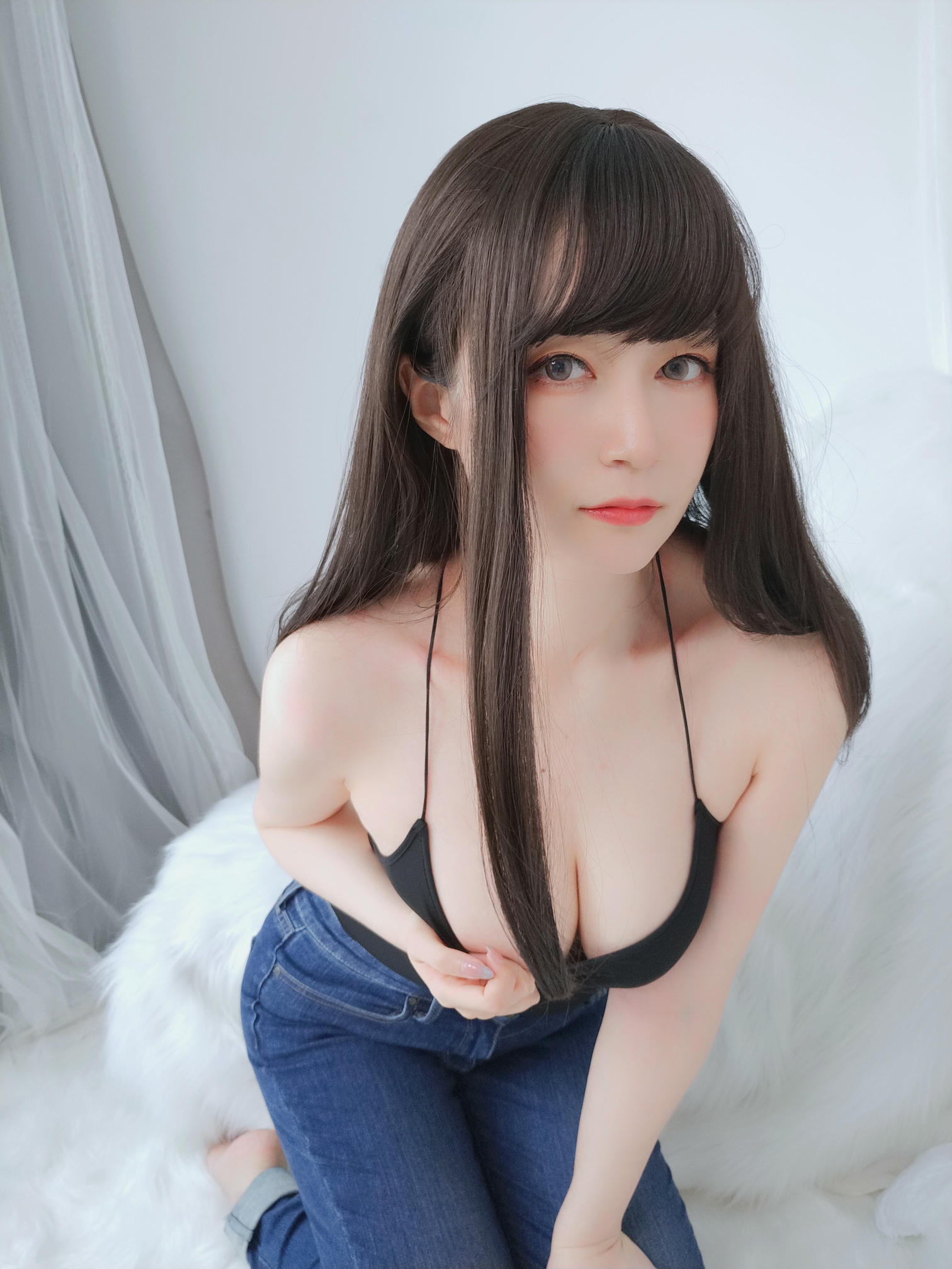 白银81 NO.037 露背上衣 [63P1V-331MB]_第1集