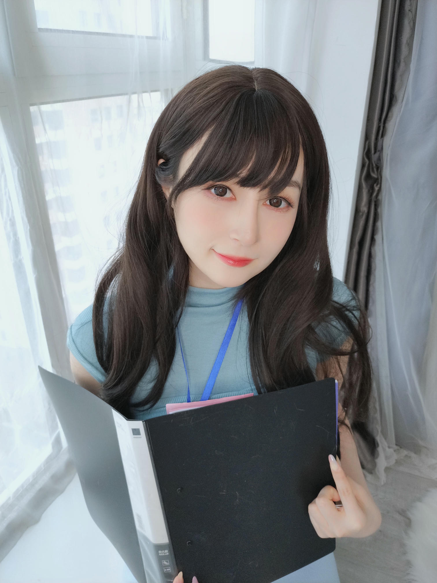 白银81 NO.126 2023年01月会员合集 (24套)[263P-8V-1.17G]-2023-01-18 会議の中 [15P-39.42MB]_第1集