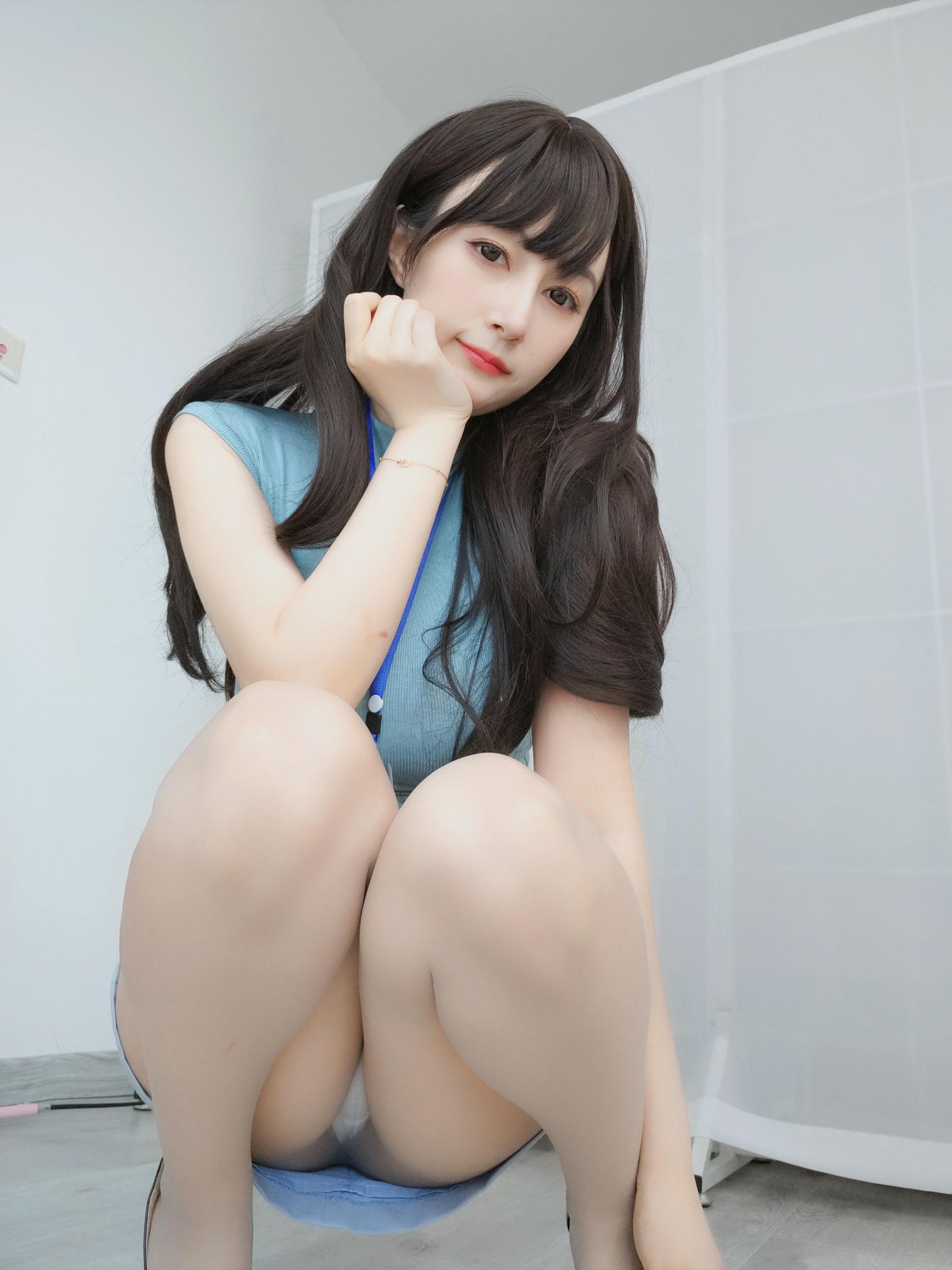 白银81 NO.126 2023年01月会员合集 (24套)[263P-8V-1.17G]-2023-01-22 あの、パンツが露出しました [15P-36.90MB]_第1集