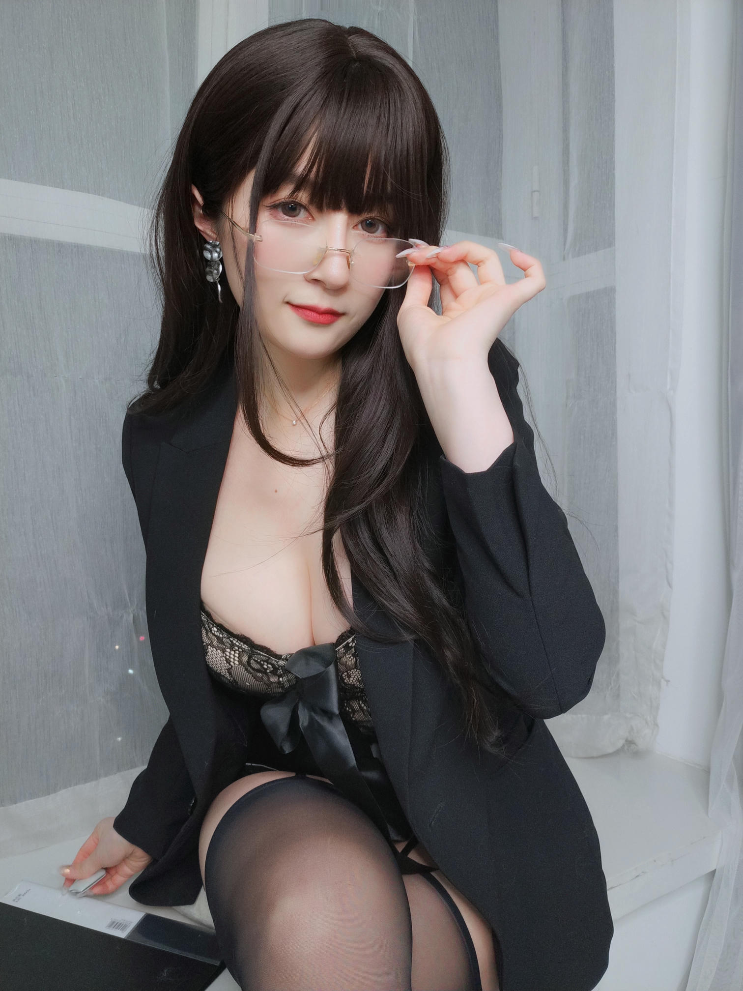 白银81 NO.128 2022年08月会员合集 (全26期) [221P12V-1.56GB]-2022-08-18 OL退勤後 [14P-43.73MB]_第1集