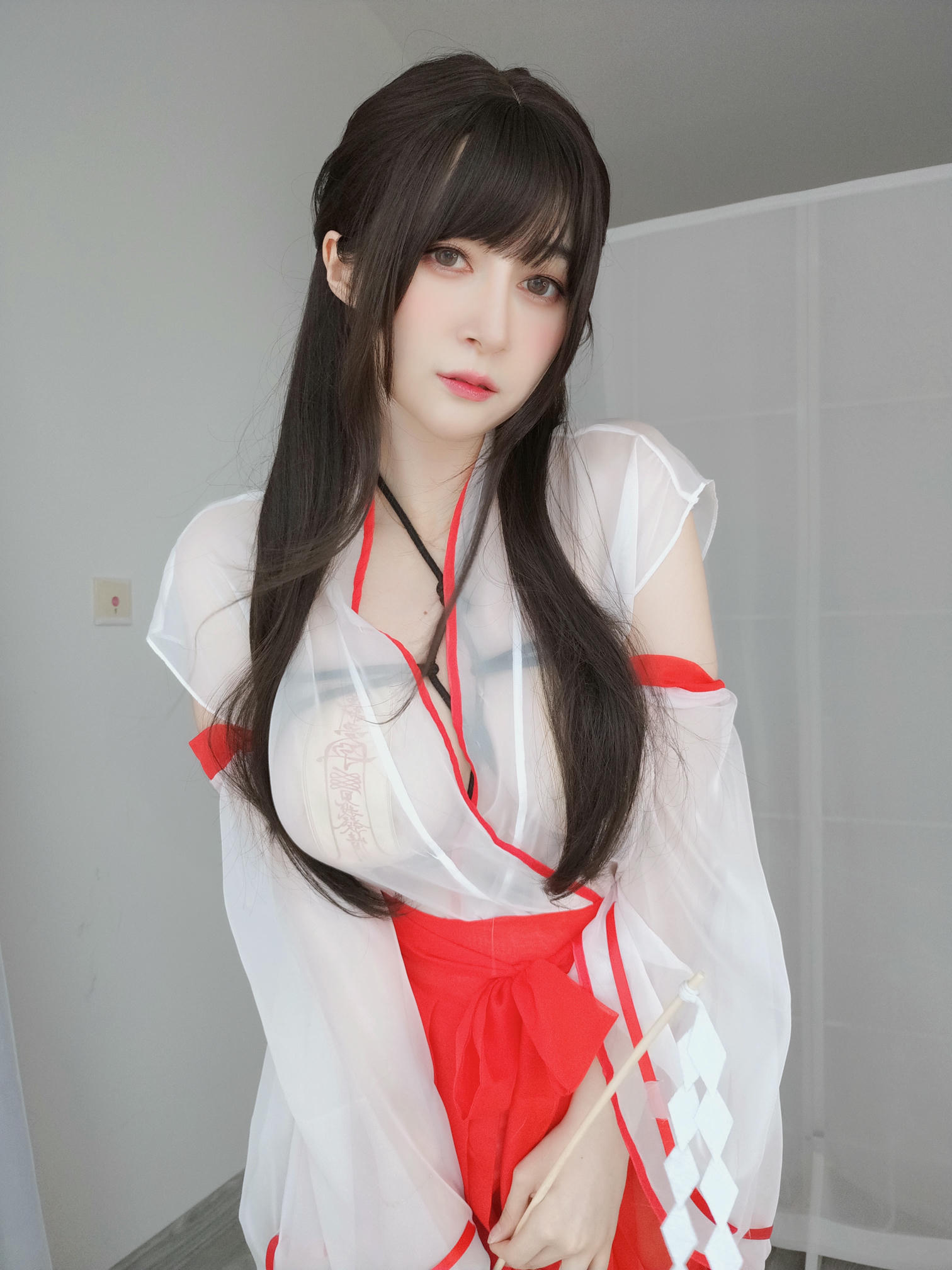 白银81 NO.129 2022年10月会员合集 (全25期)【分类】 [317P4V-0.99GB]-2022-10-18 あなたは赤が好きですか_ [15P-39.20MB]_第1集