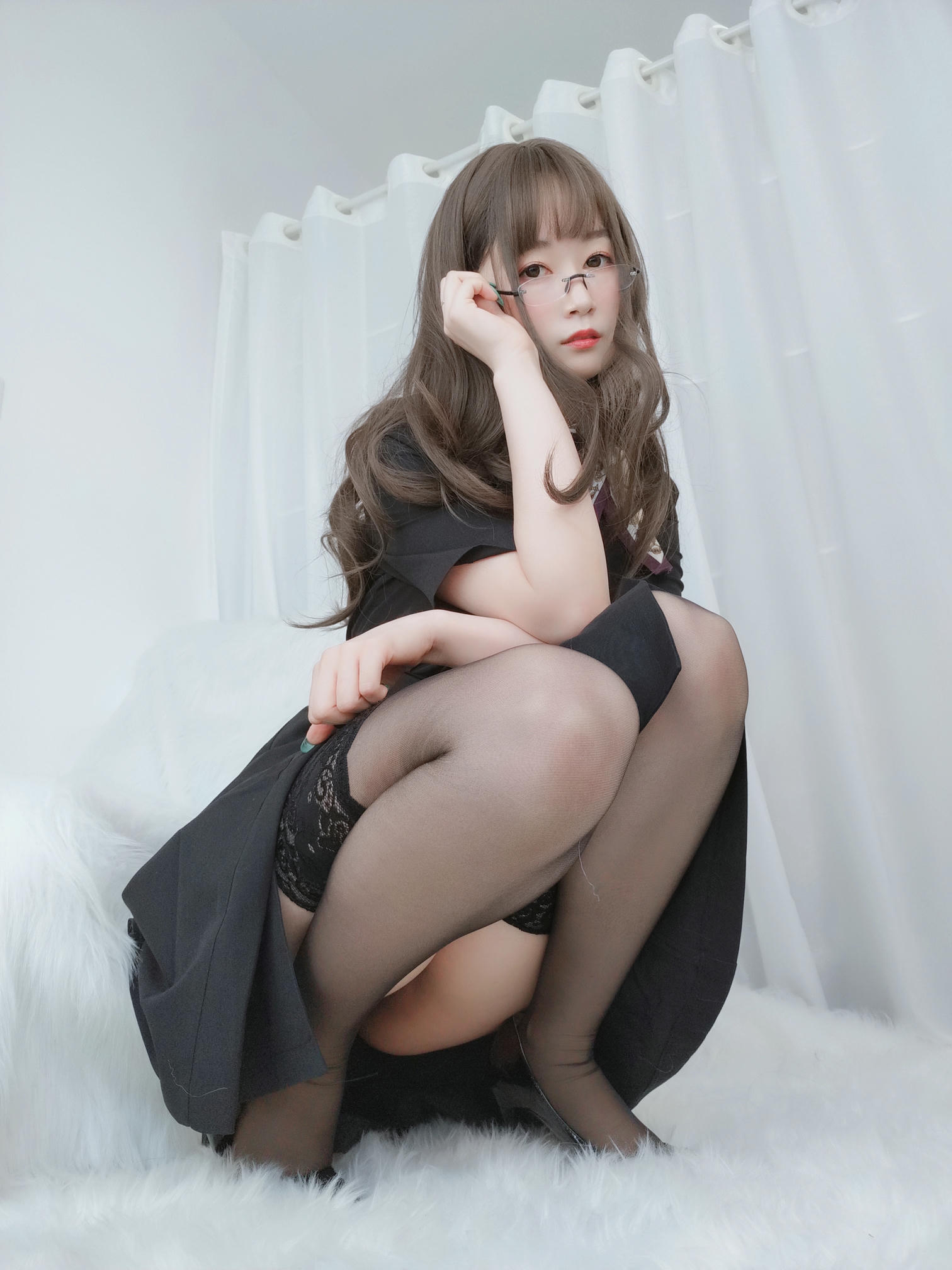 白银81 NO.046 OL下的内衣 [124P12V-1.2GB]_第2集
