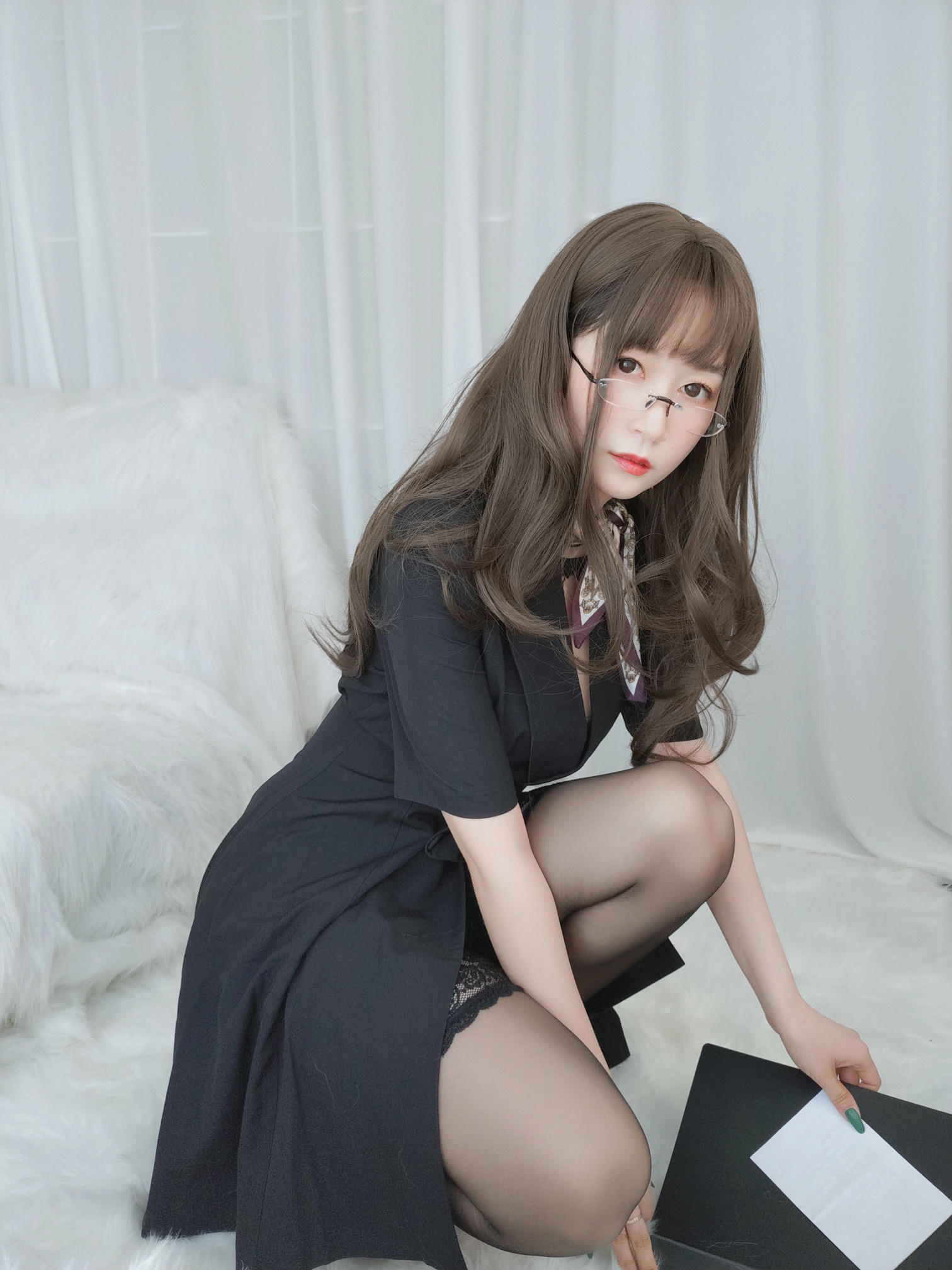 白银81 NO.046 OL下的内衣 [124P12V-1.2GB]_第3集
