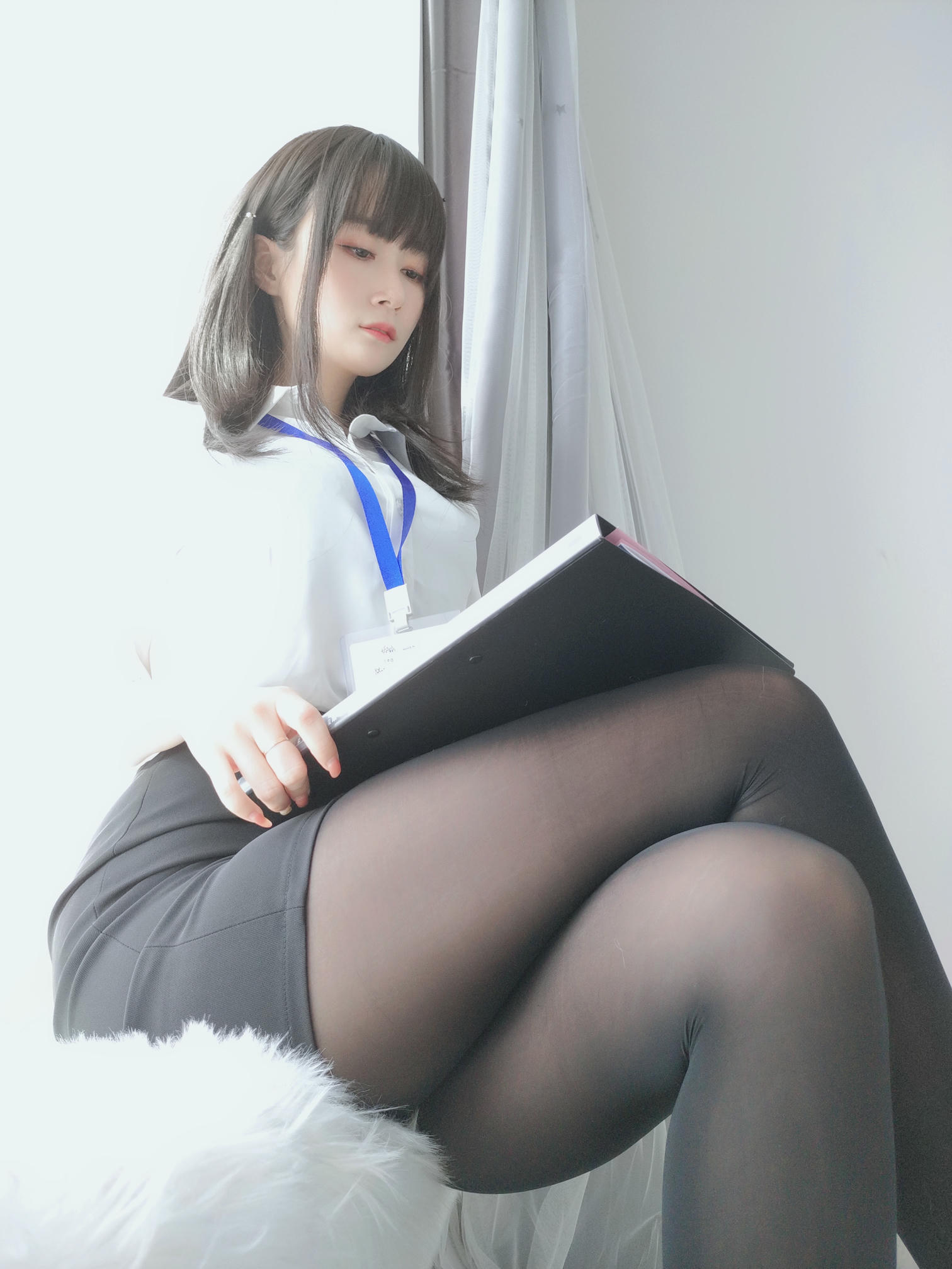 白银81 NO.047 制服 [124P8V-1.09GB]_第1集
