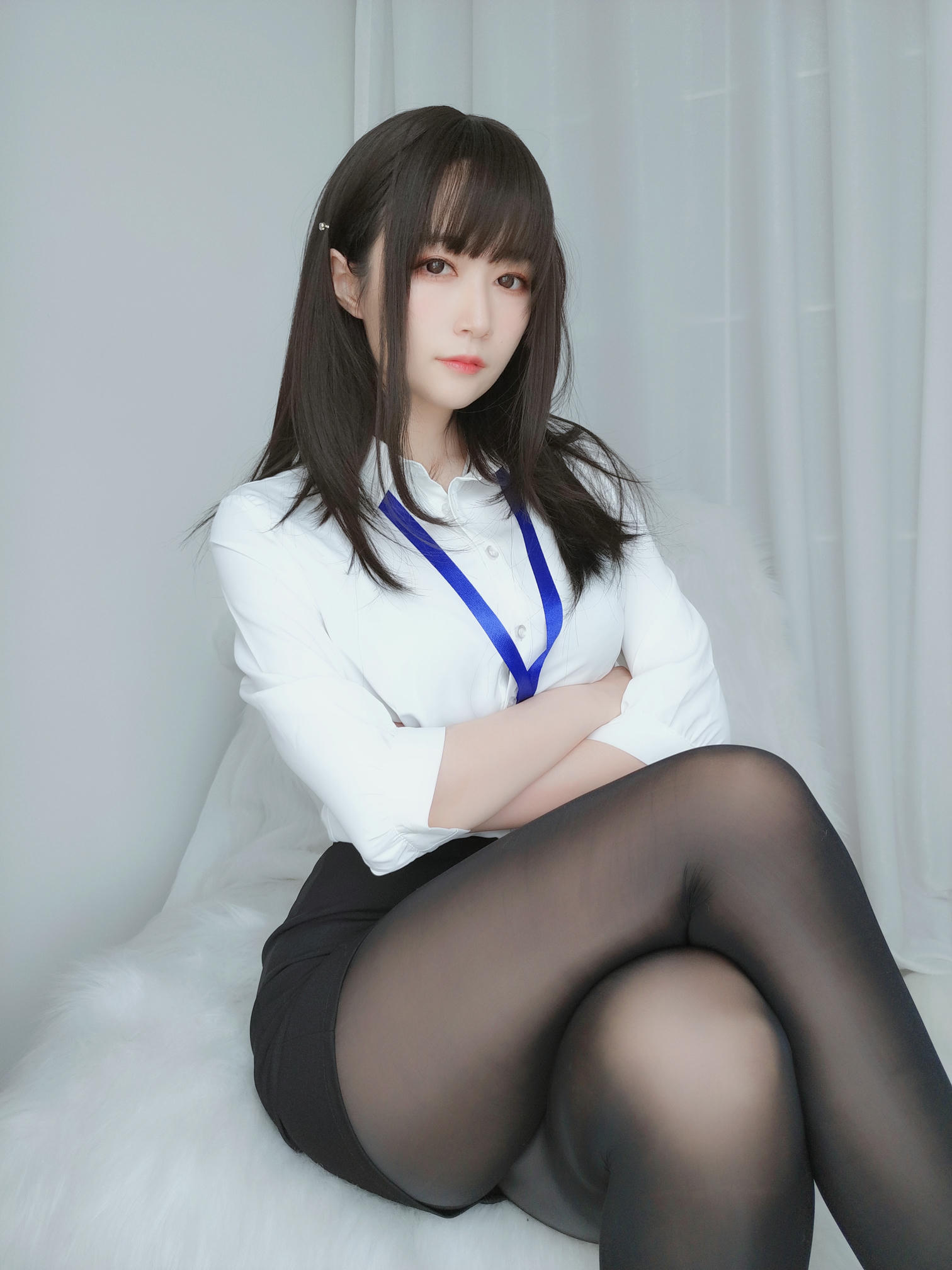 白银81 NO.047 制服 [124P8V-1.09GB]_第1集