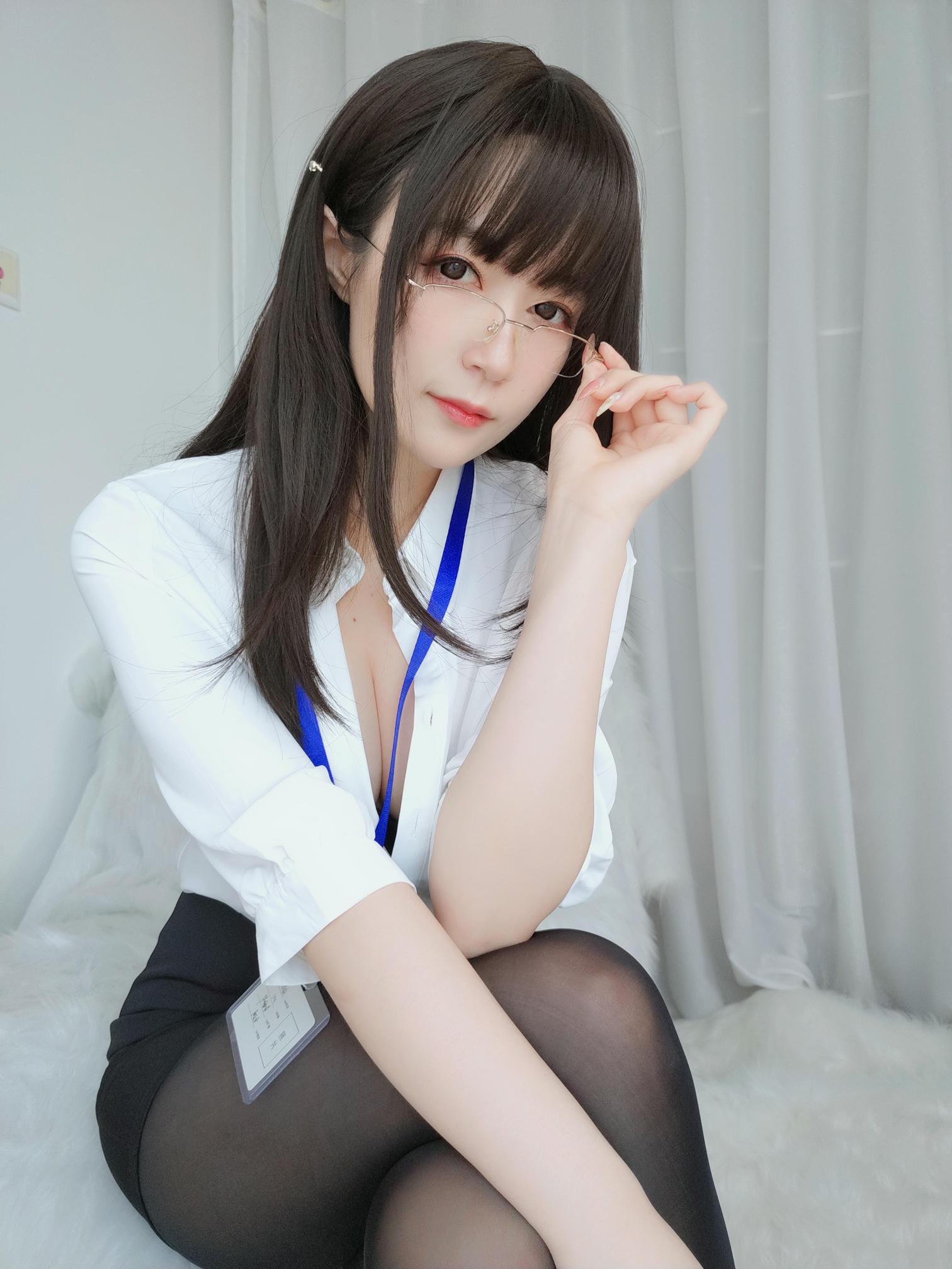 白银81 NO.047 制服 [124P8V-1.09GB]_第2集