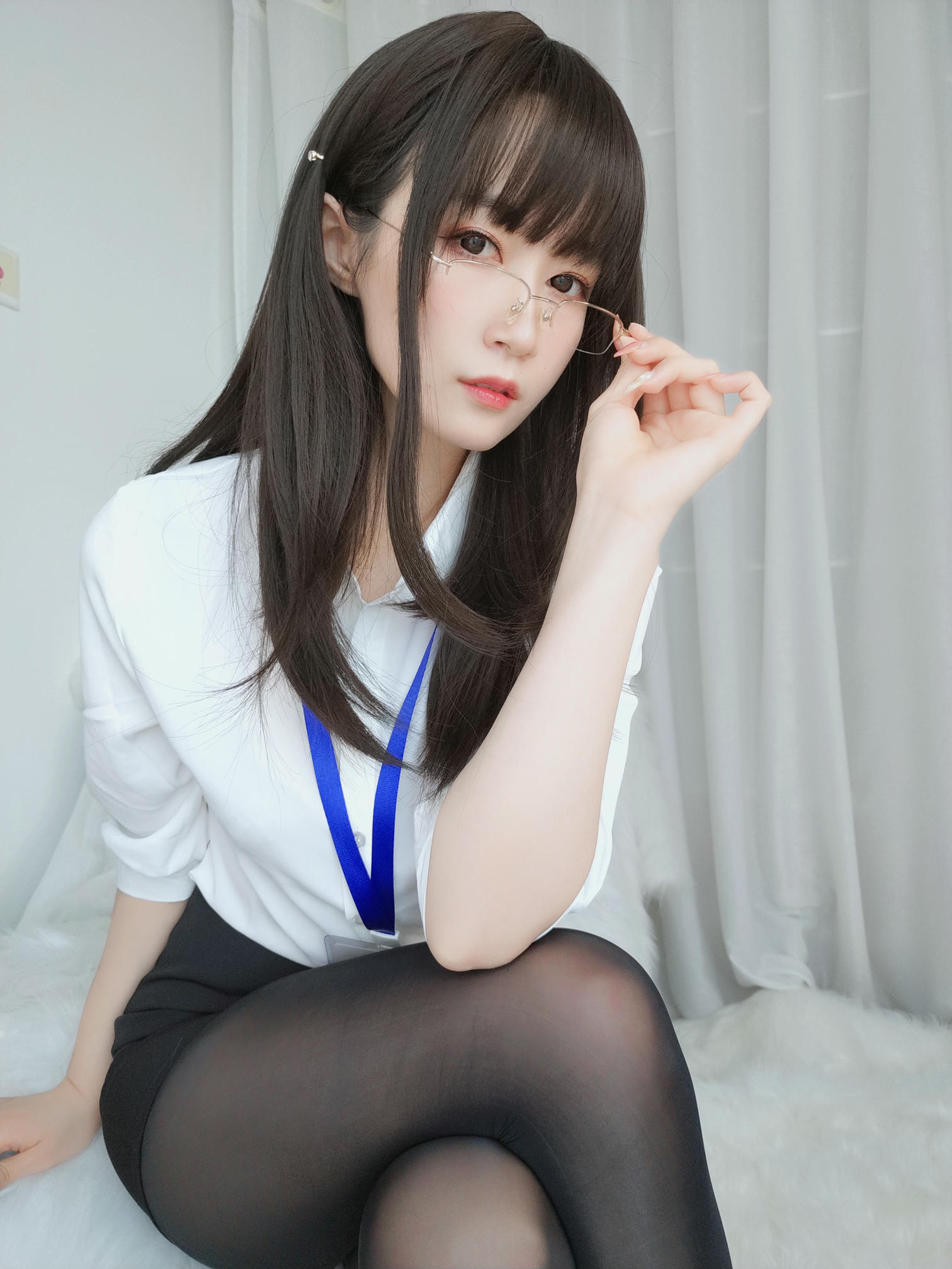 白银81 NO.047 制服 [124P8V-1.09GB]_第2集