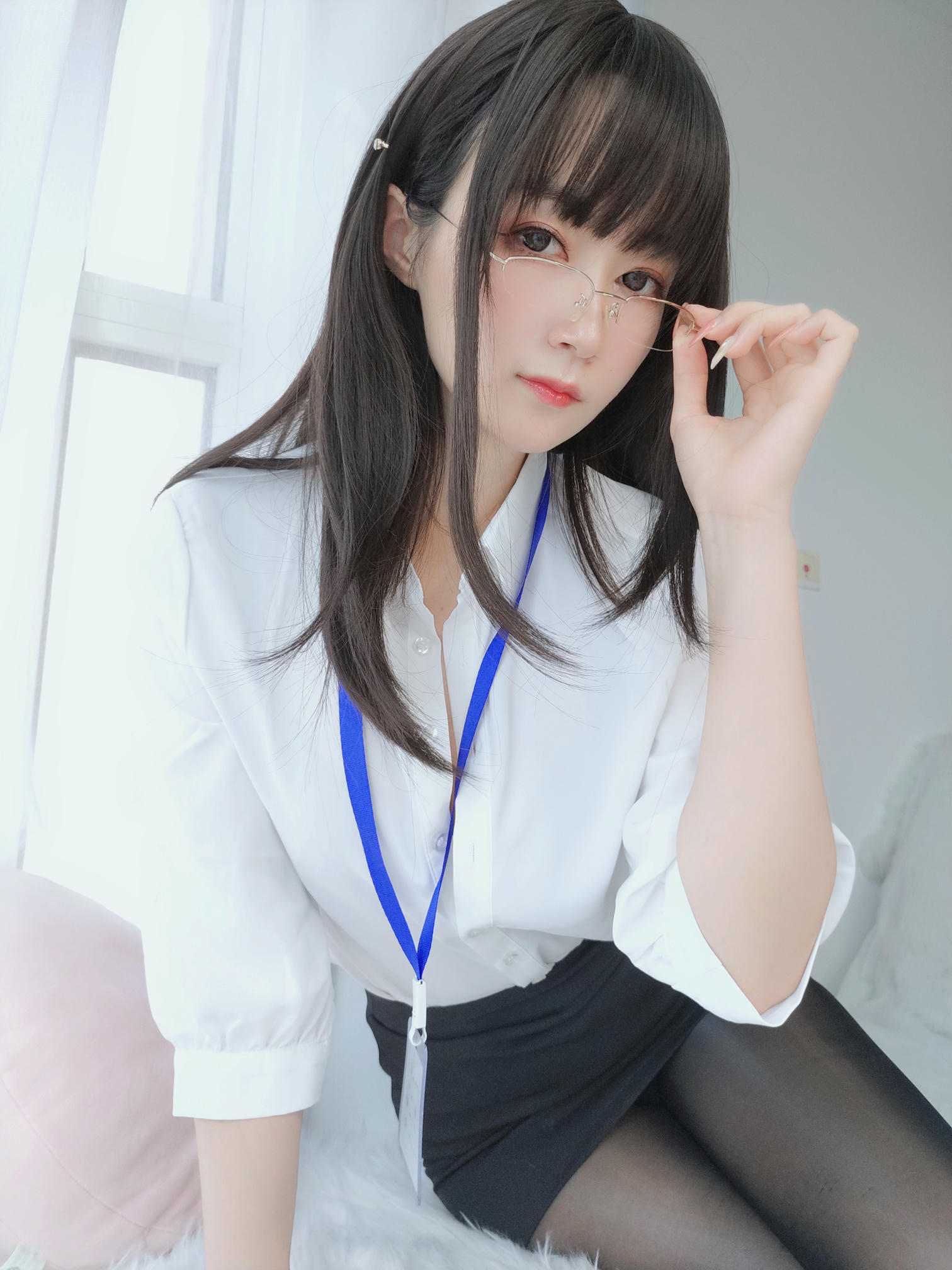 白银81 NO.047 制服 [124P8V-1.09GB]_第2集