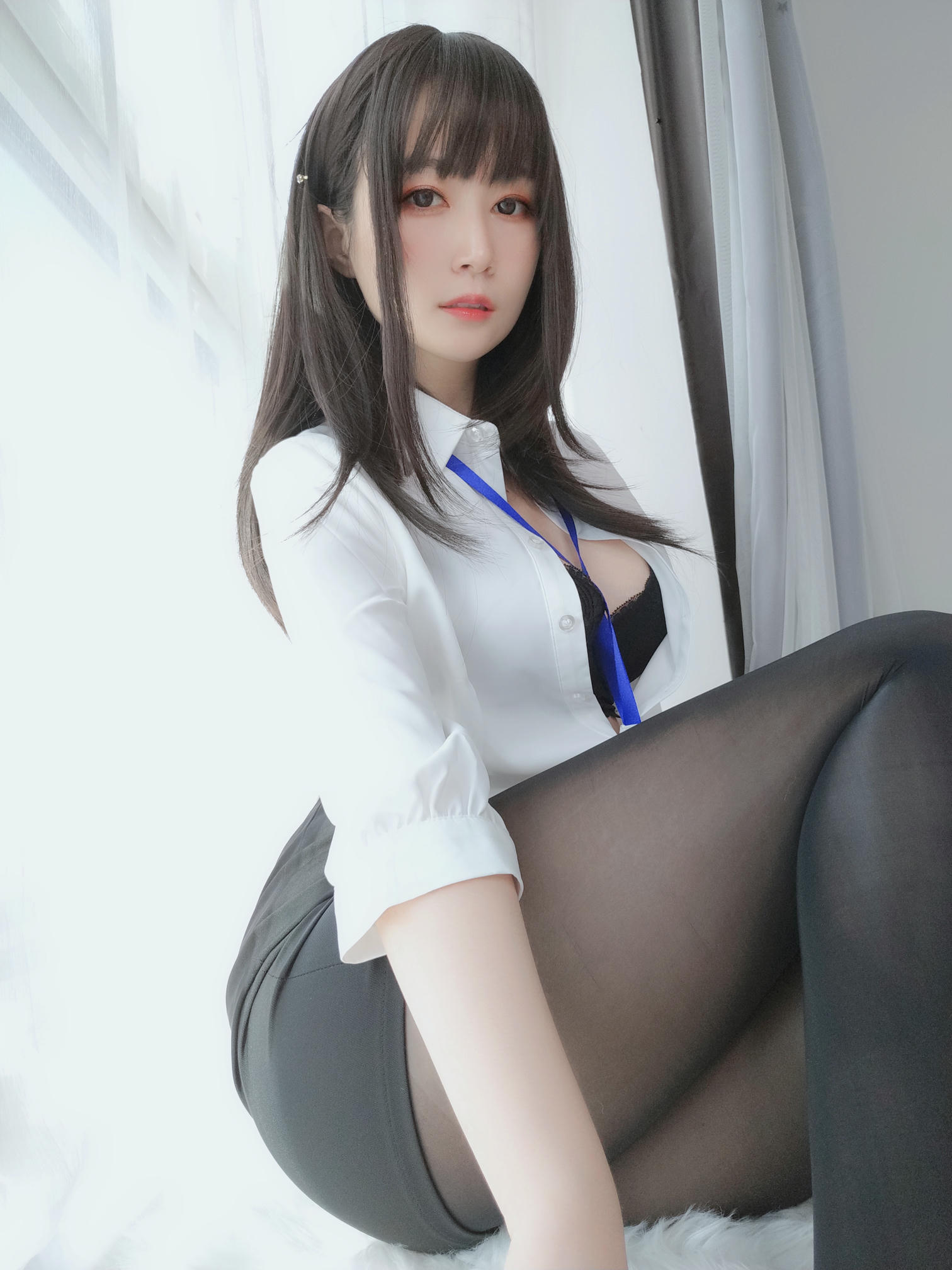 白银81 NO.047 制服 [124P8V-1.09GB]_第1集