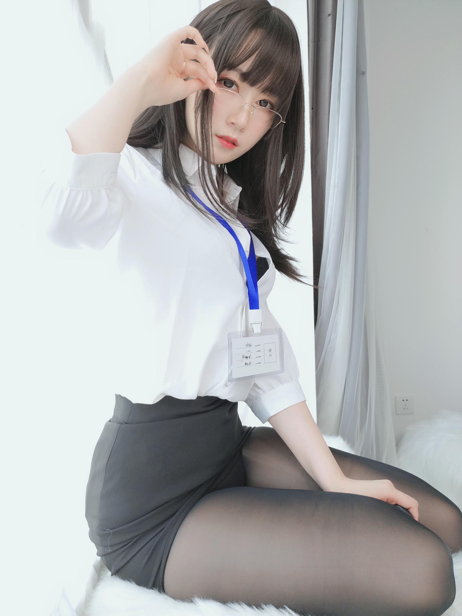 白银81 NO.047 制服 [124P8V-1.09GB]_第4集