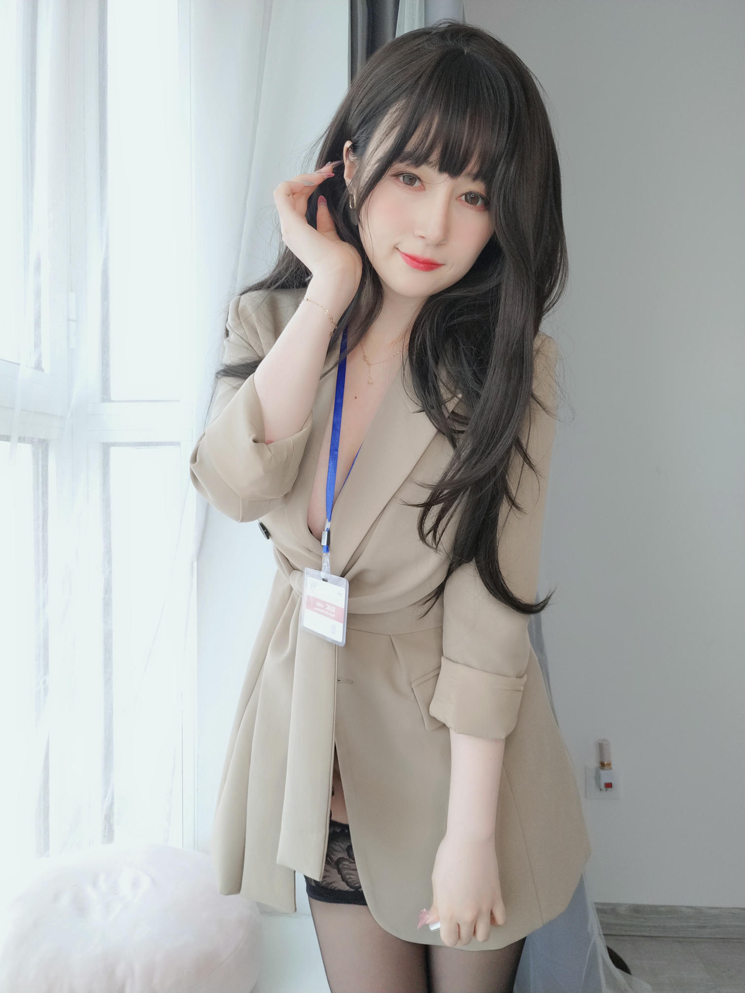 白银81 NO.131 2022年11月会员合集 (全27期) [305P7V-1.19GB]-2022-11-12 大胆に着る [15P-38.42MB]_第1集