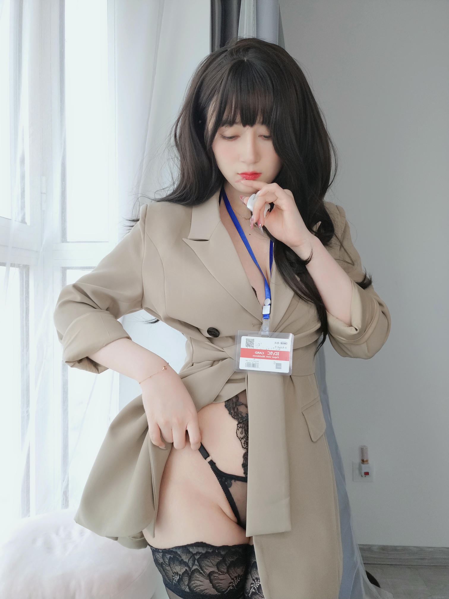 白银81 NO.131 2022年11月会员合集 (全27期) [305P7V-1.19GB]-2022-11-12 大胆に着る [15P-38.42MB]_第1集