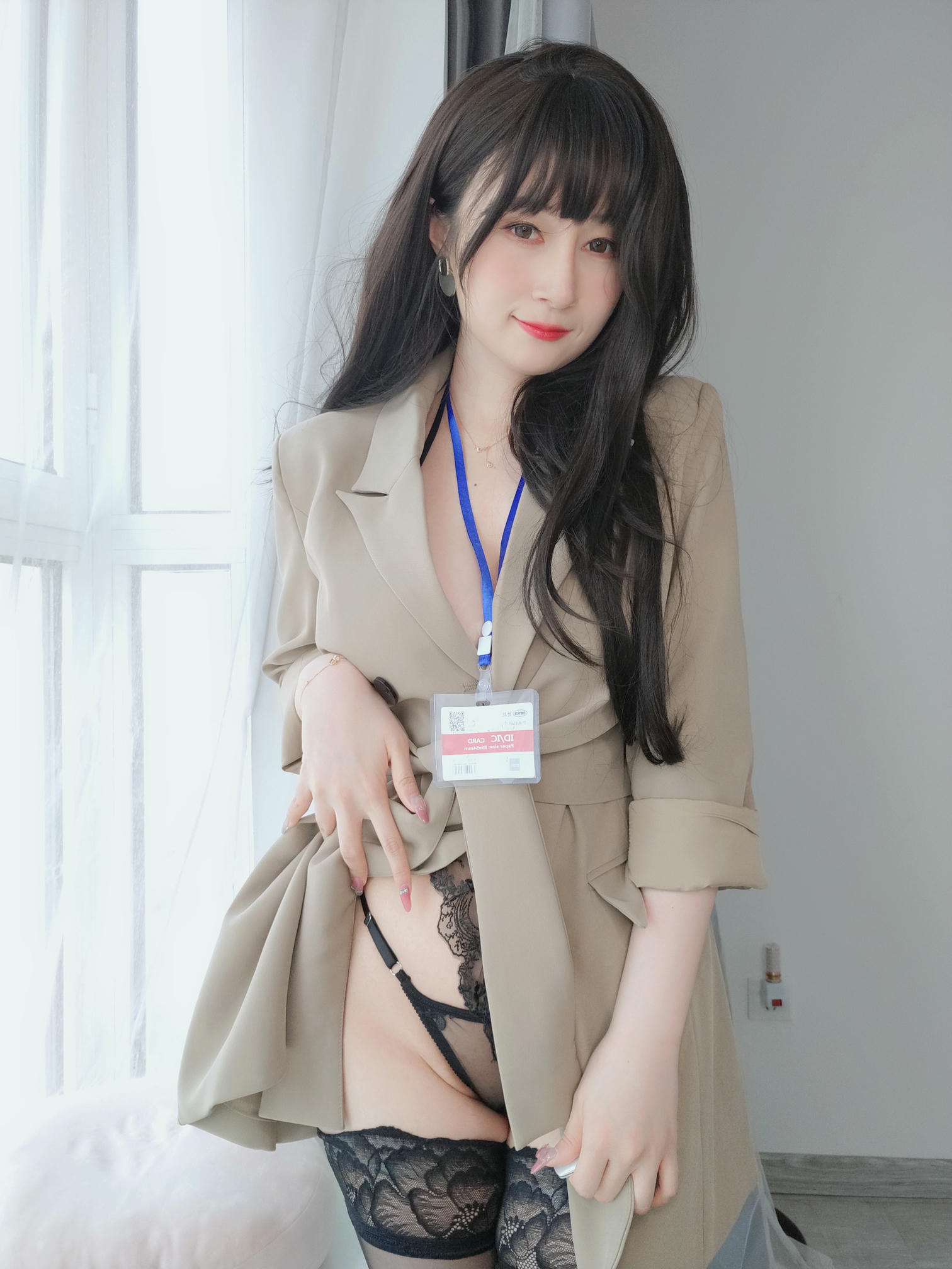 白银81 NO.131 2022年11月会员合集 (全27期) [305P7V-1.19GB]-2022-11-12 大胆に着る [15P-38.42MB]_第1集