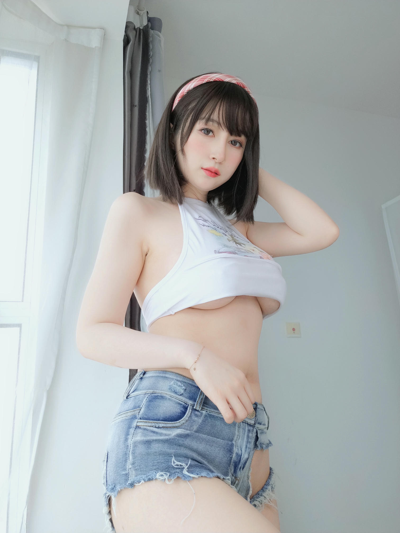 白银81 NO.131 2022年11月会员合集 (全27期) [305P7V-1.19GB]-2022-11-17 大胆な夏の彼女 [15P-35.28MB]_第1集