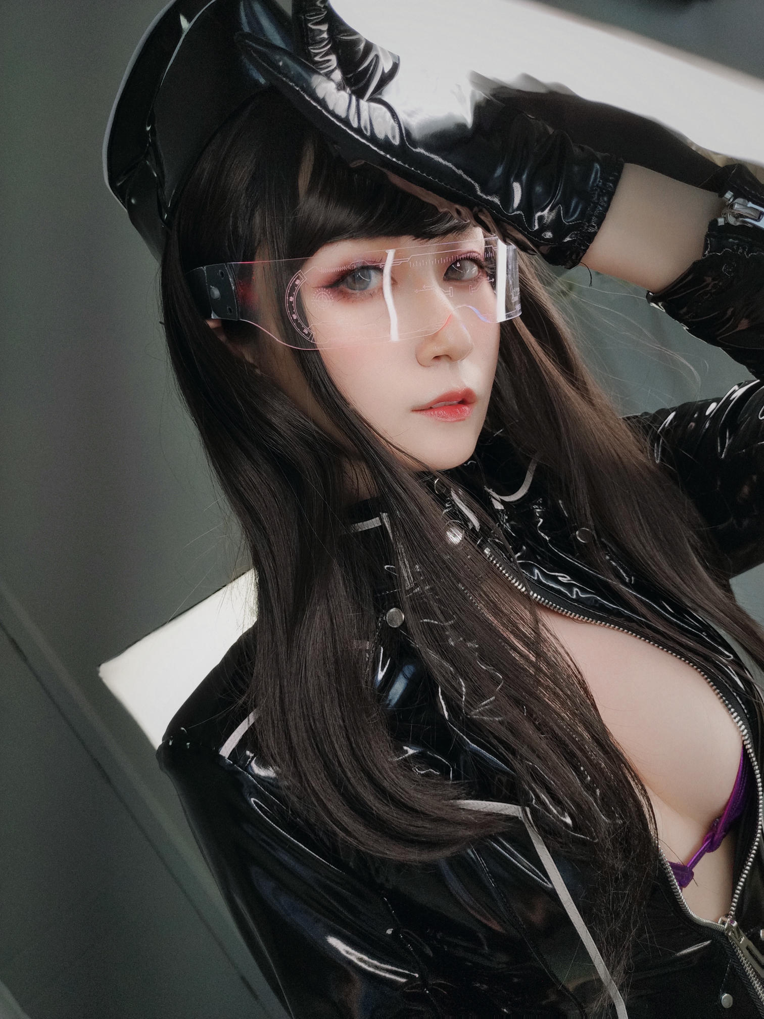 白银81 NO.048 通讯官 [147P8V-1.11GB]_第1集