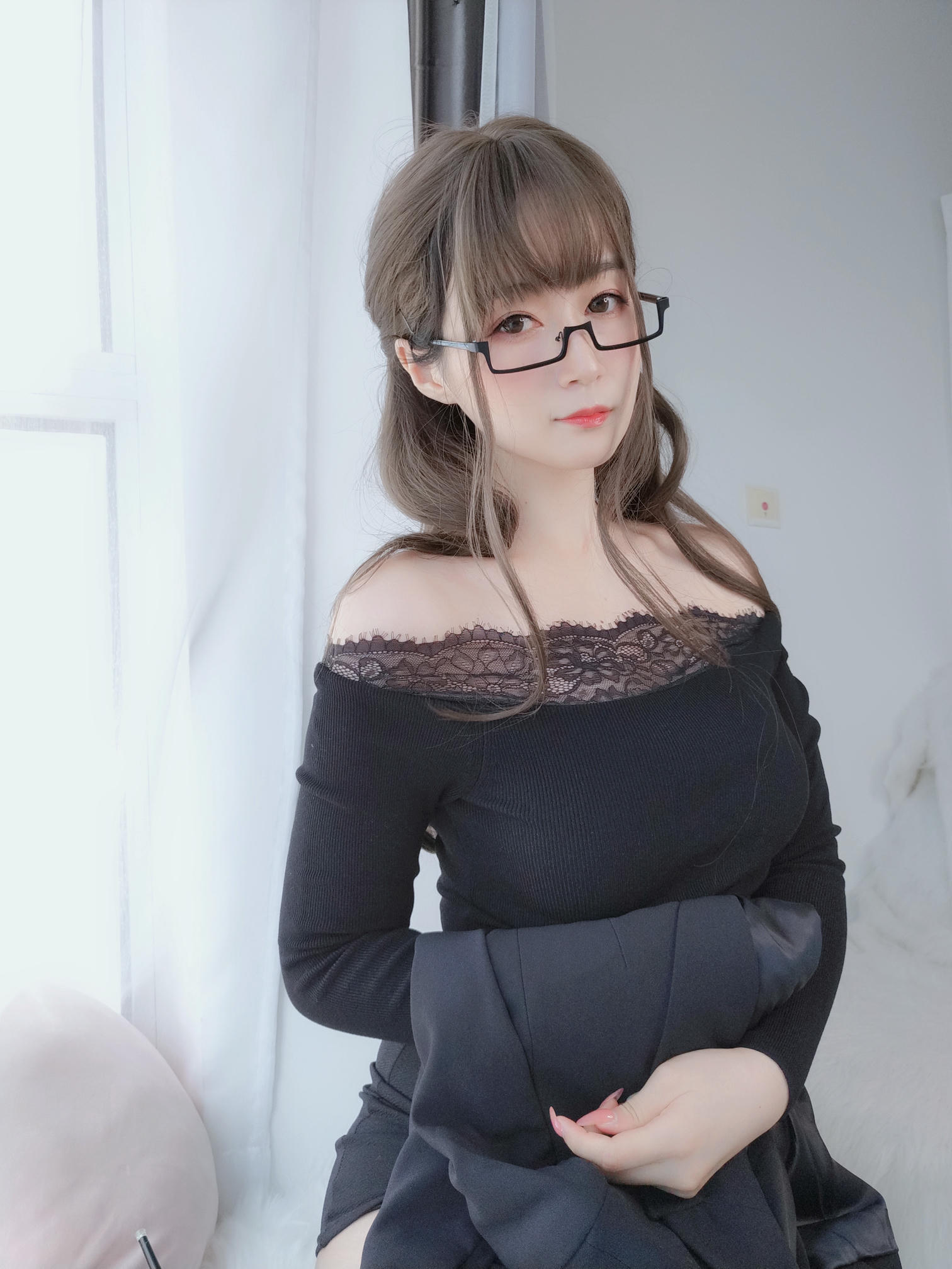 白银81 NO.049 黑西服 [136P7V-930MB]_第2集