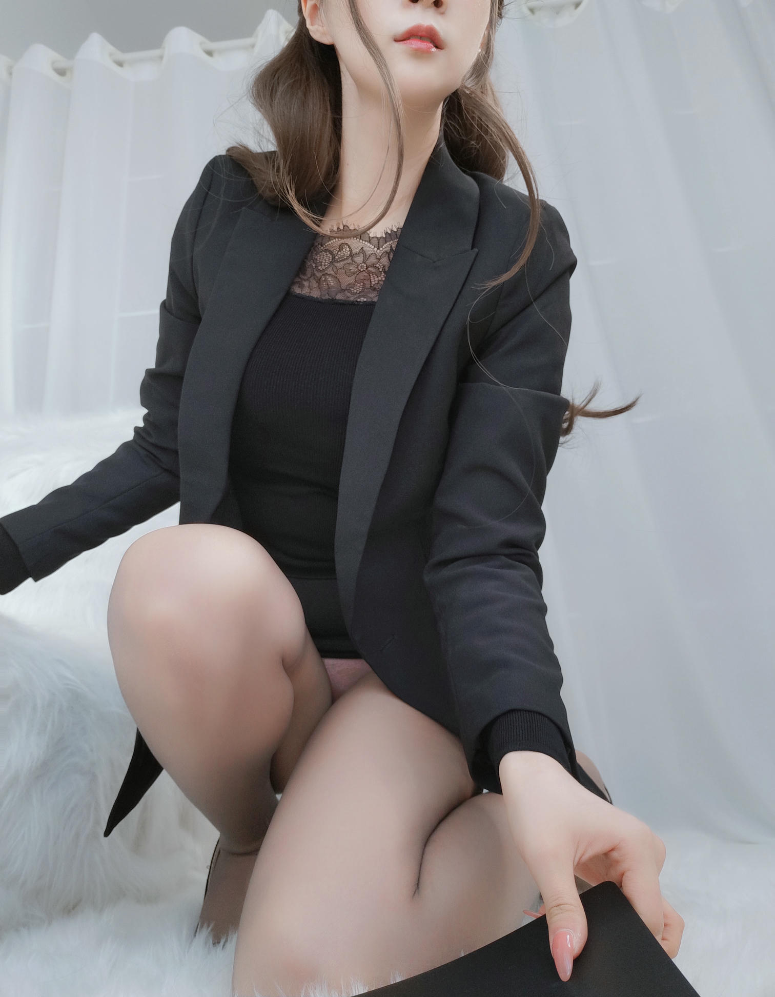 白银81 NO.049 黑西服 [136P7V-930MB]_第3集