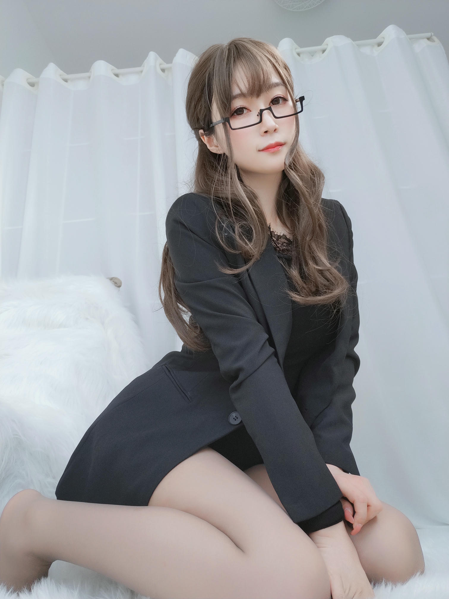 白银81 NO.049 黑西服 [136P7V-930MB]_第3集