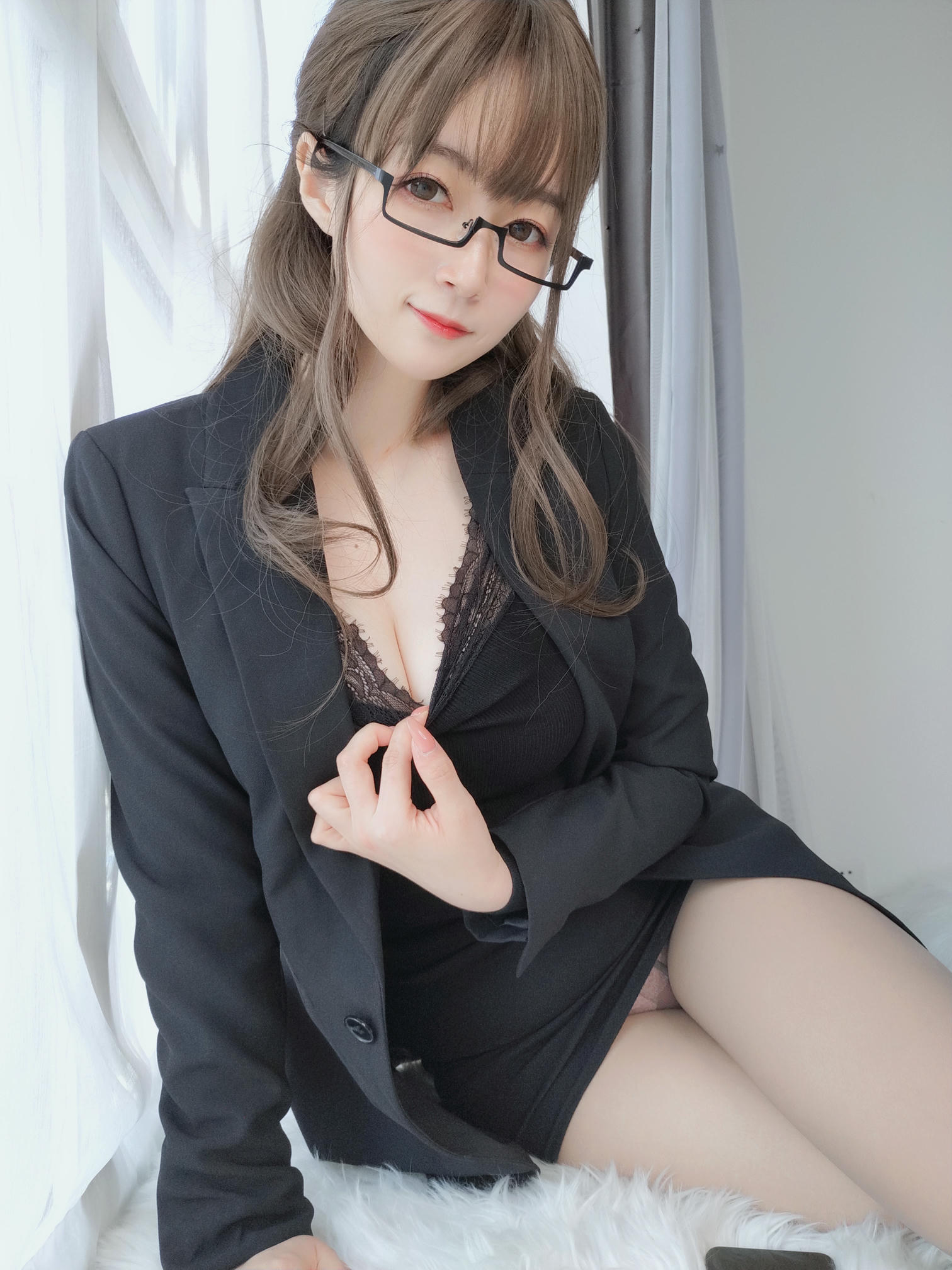 白银81 NO.049 黑西服 [136P7V-930MB]_第4集