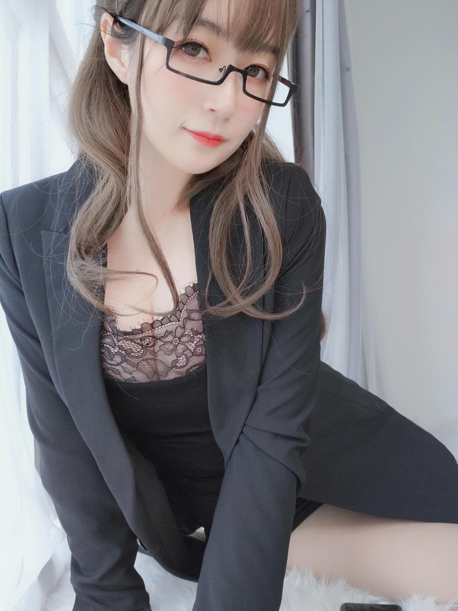 白银81 NO.049 黑西服 [136P7V-930MB]_第4集