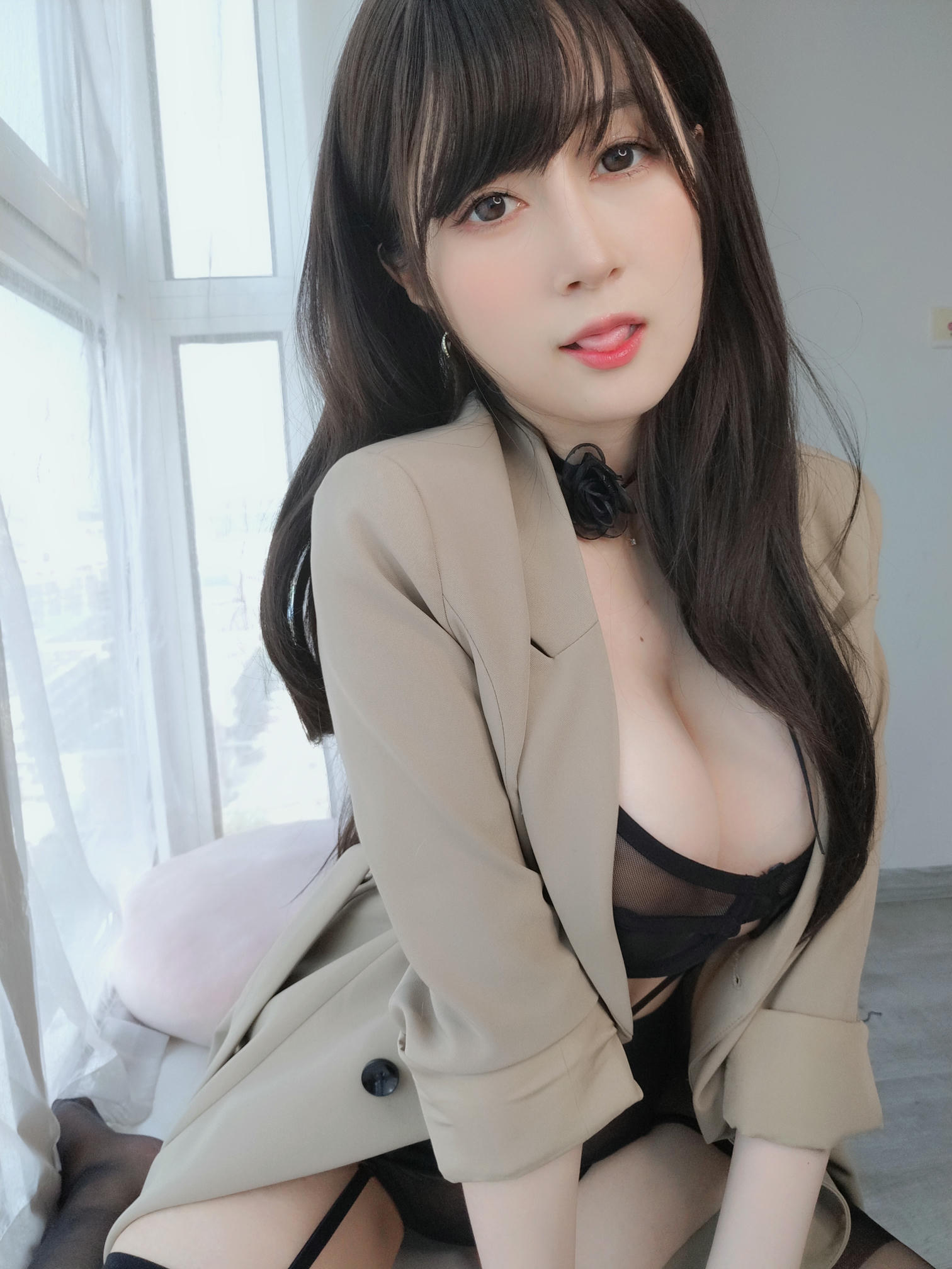 白银81 NO.135 23年03月会员合集[287P-4V-1003.5M]-003：こっそり他人にバレないように_第1集