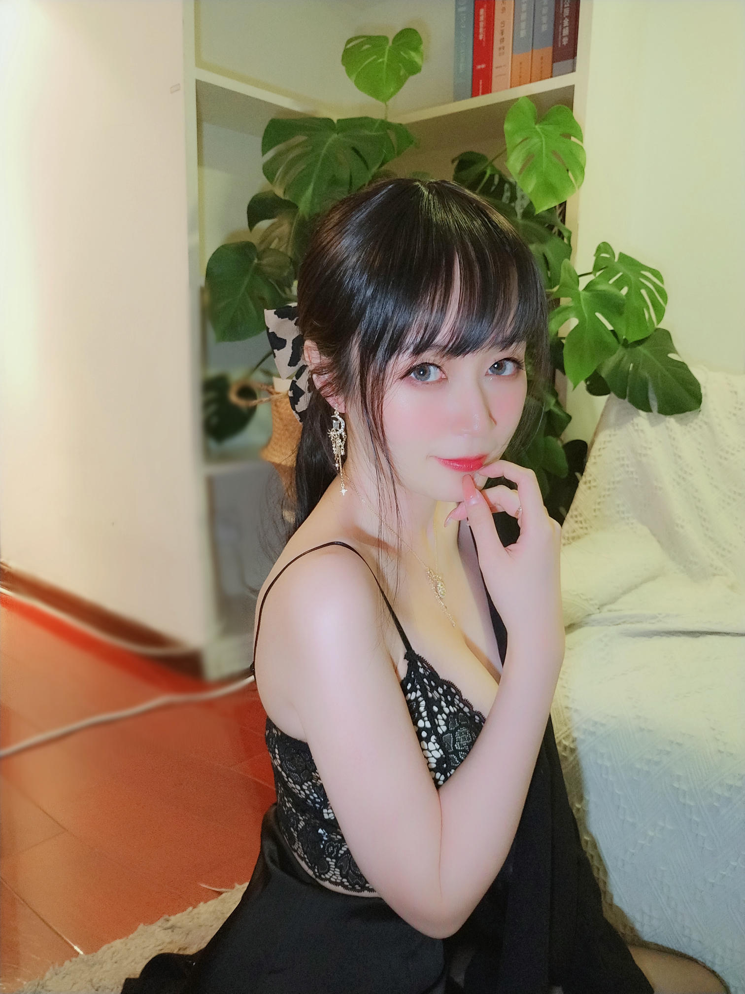 白银81 NO.050 西服自摄 [70P2V-619MB]_第4集