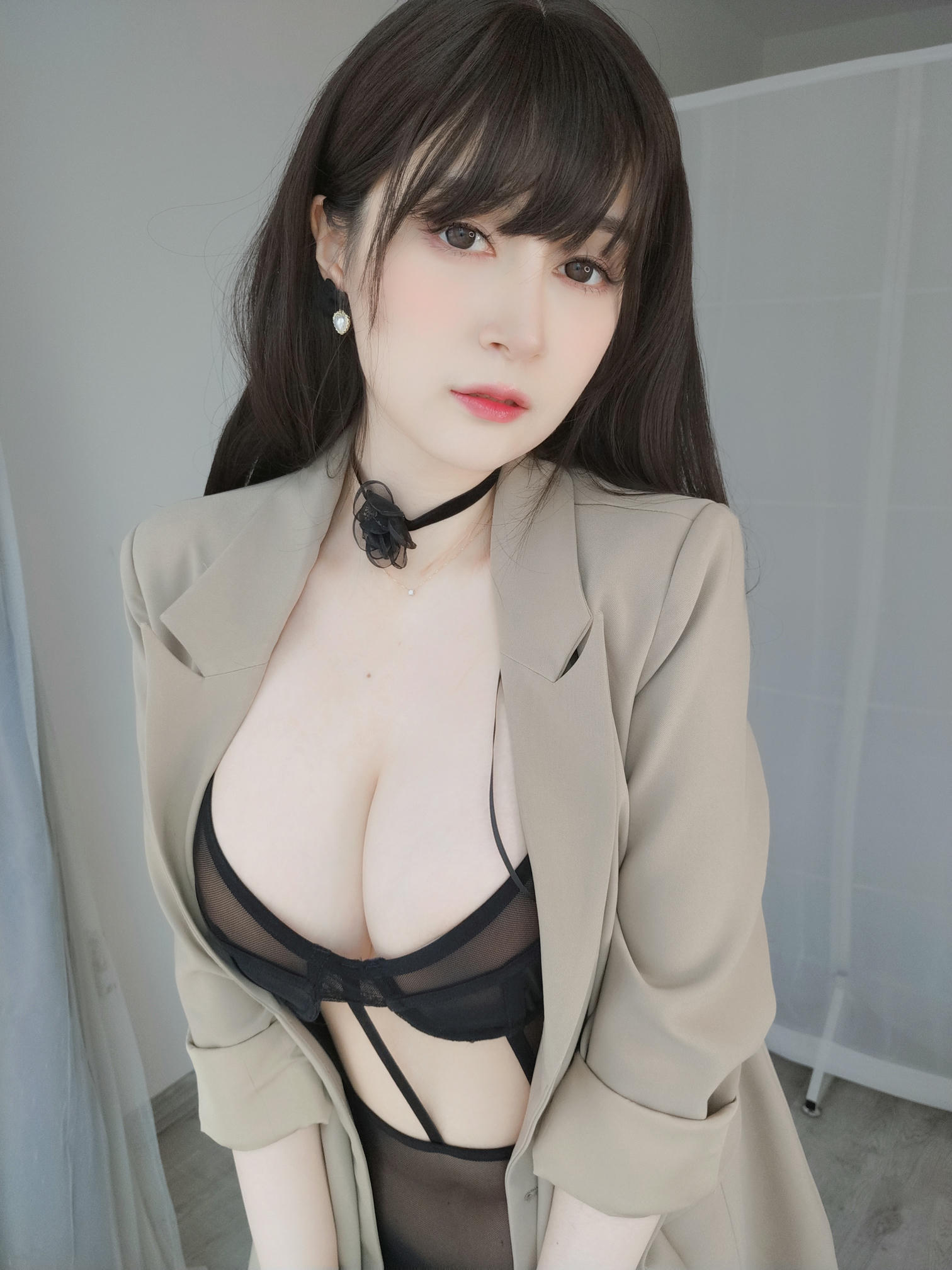 白银81 NO.135 23年03月会员合集[287P-4V-1003.5M]-004：オフィス恋愛_第1集