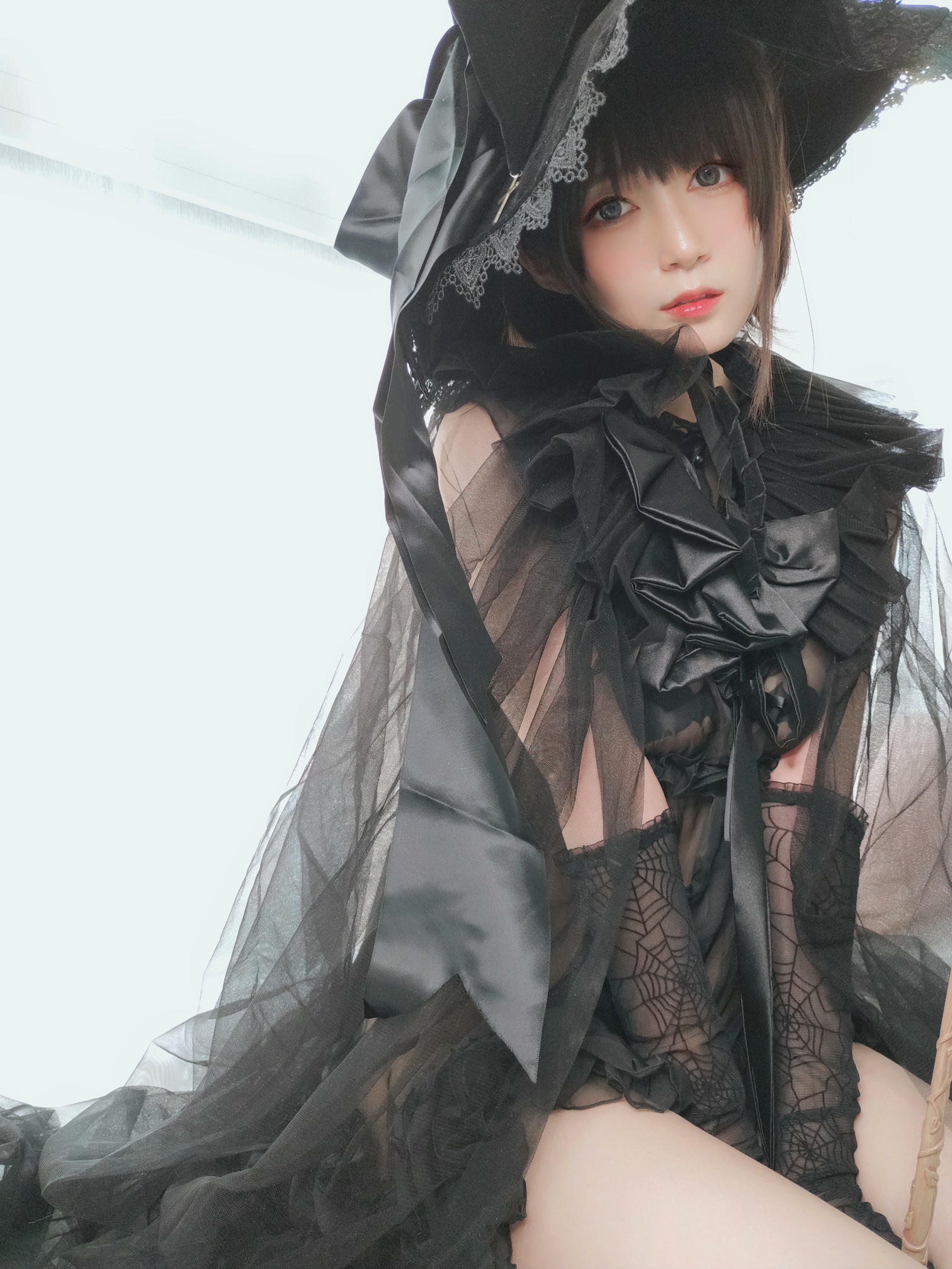 白银81 NO.051 见习魔女 [125P6V-916MB]_第2集