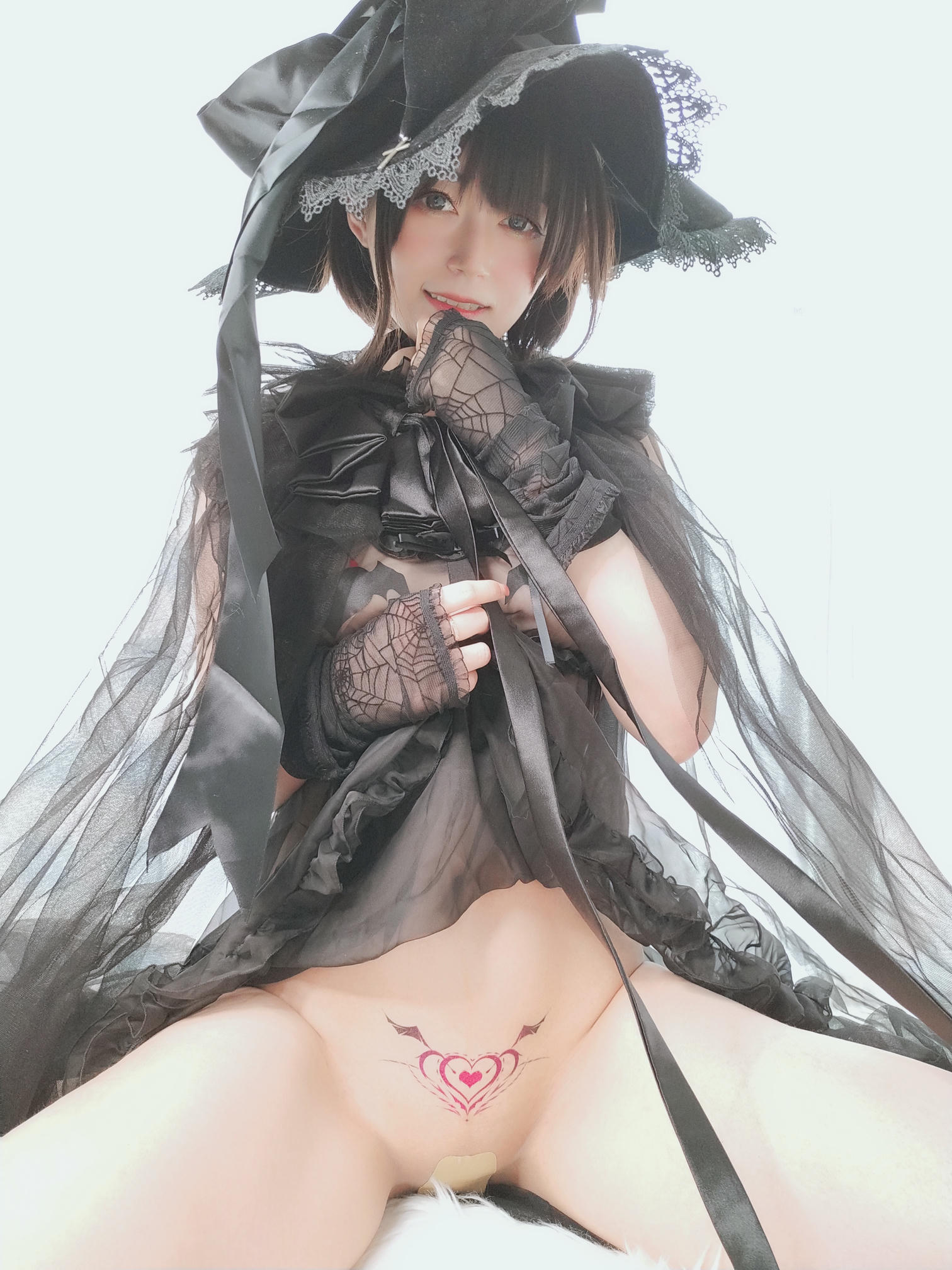 白银81 NO.051 见习魔女 [125P6V-916MB]_第1集