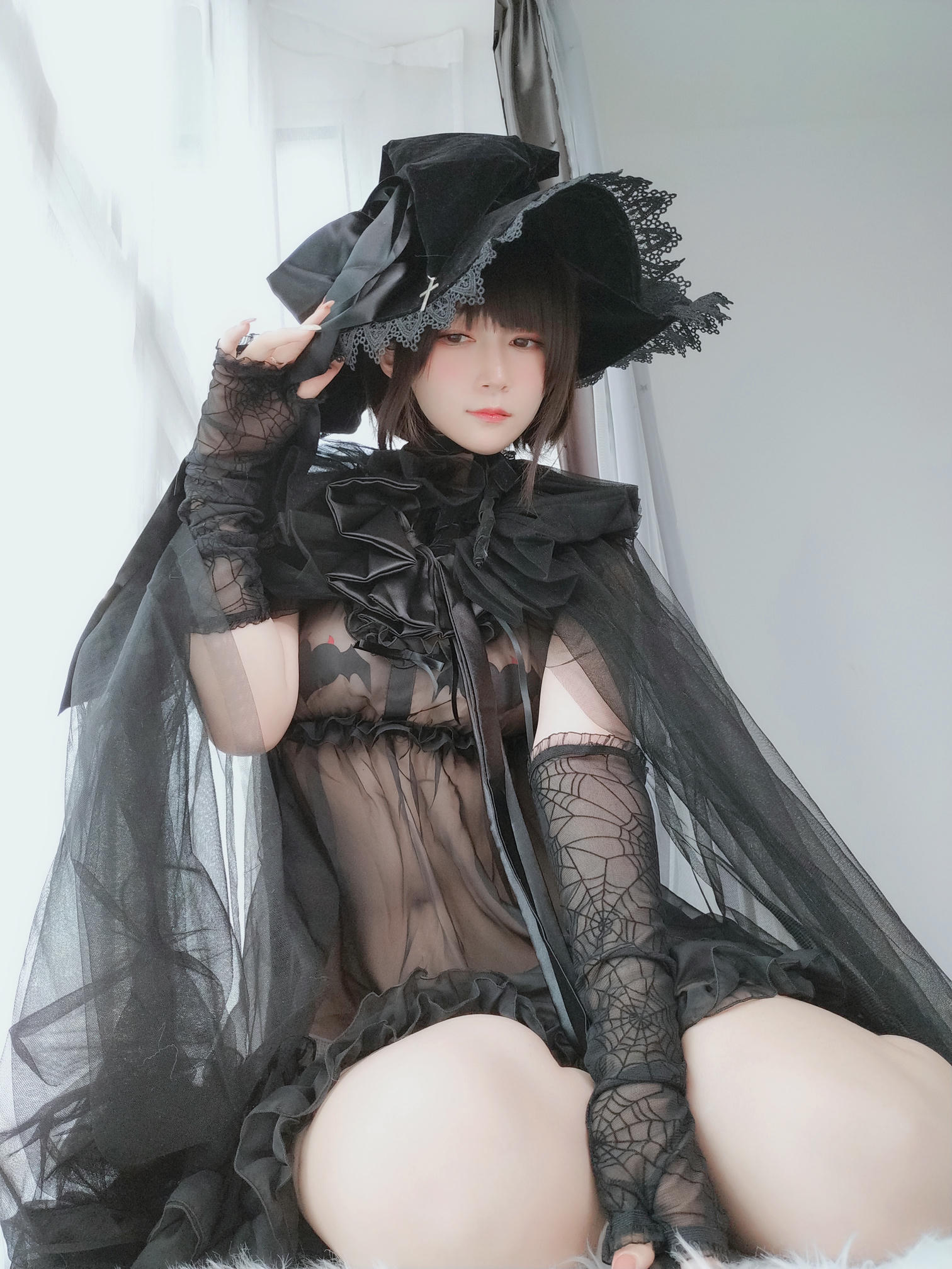 白银81 NO.051 见习魔女 [125P6V-916MB]_第4集