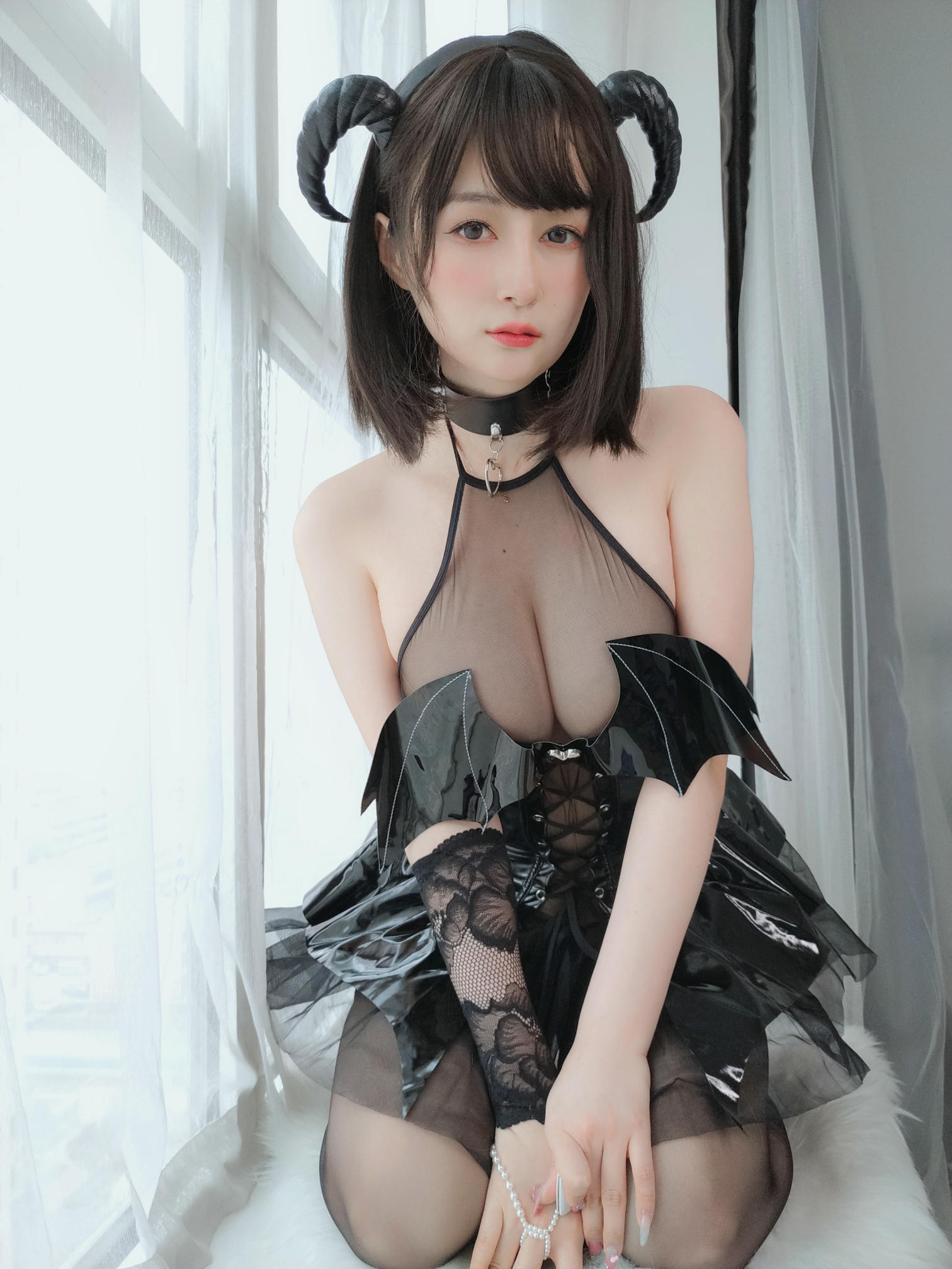白银81 NO.137 魅魔の真珠パンツ[56P-178.8M]_第1集