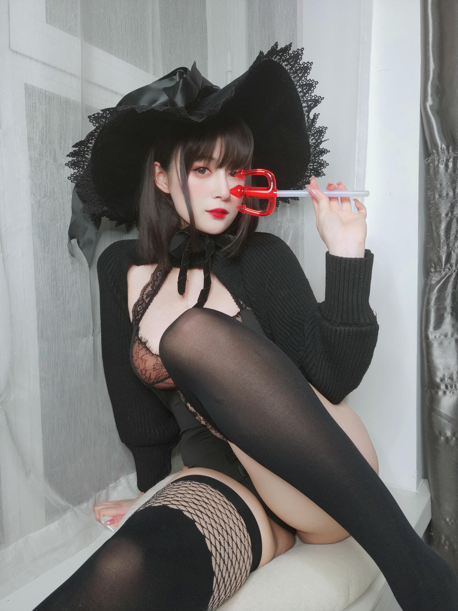 白银81 NO.139 柴郡魔女[31P-2V-141.1M]_第1集