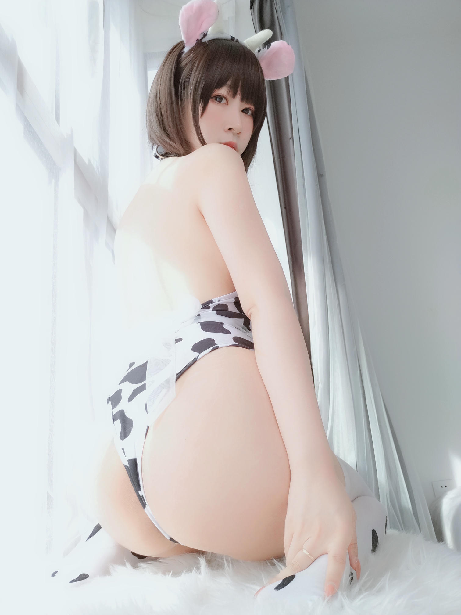 白银81 NO.053 可爱奶牛 [100P3V-544MB]_第3集