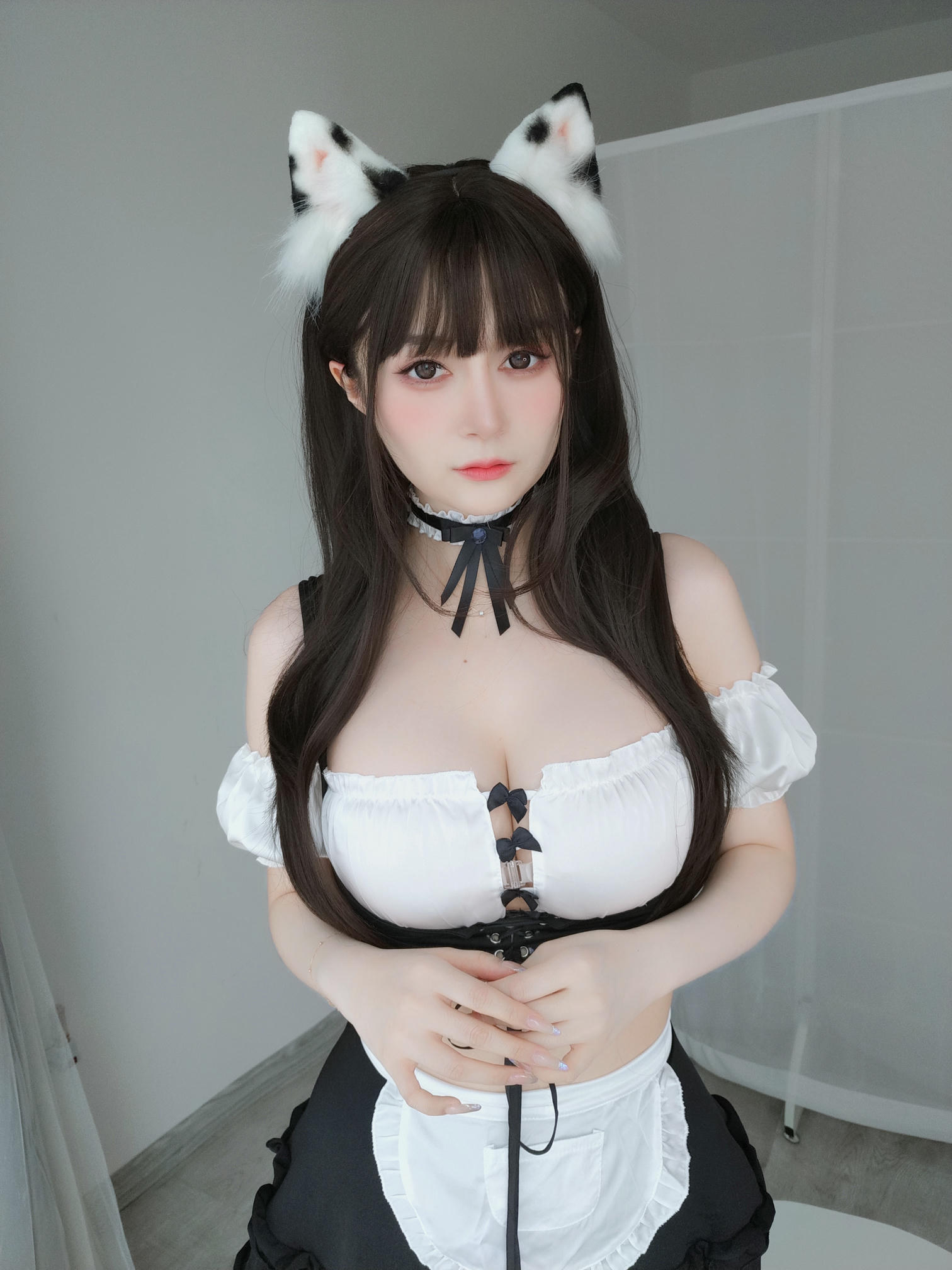白银81 NO.141 23年04月Fantia会员订阅 (全25套) 346P2V-4.2 にゃー～ [15P]_第1集