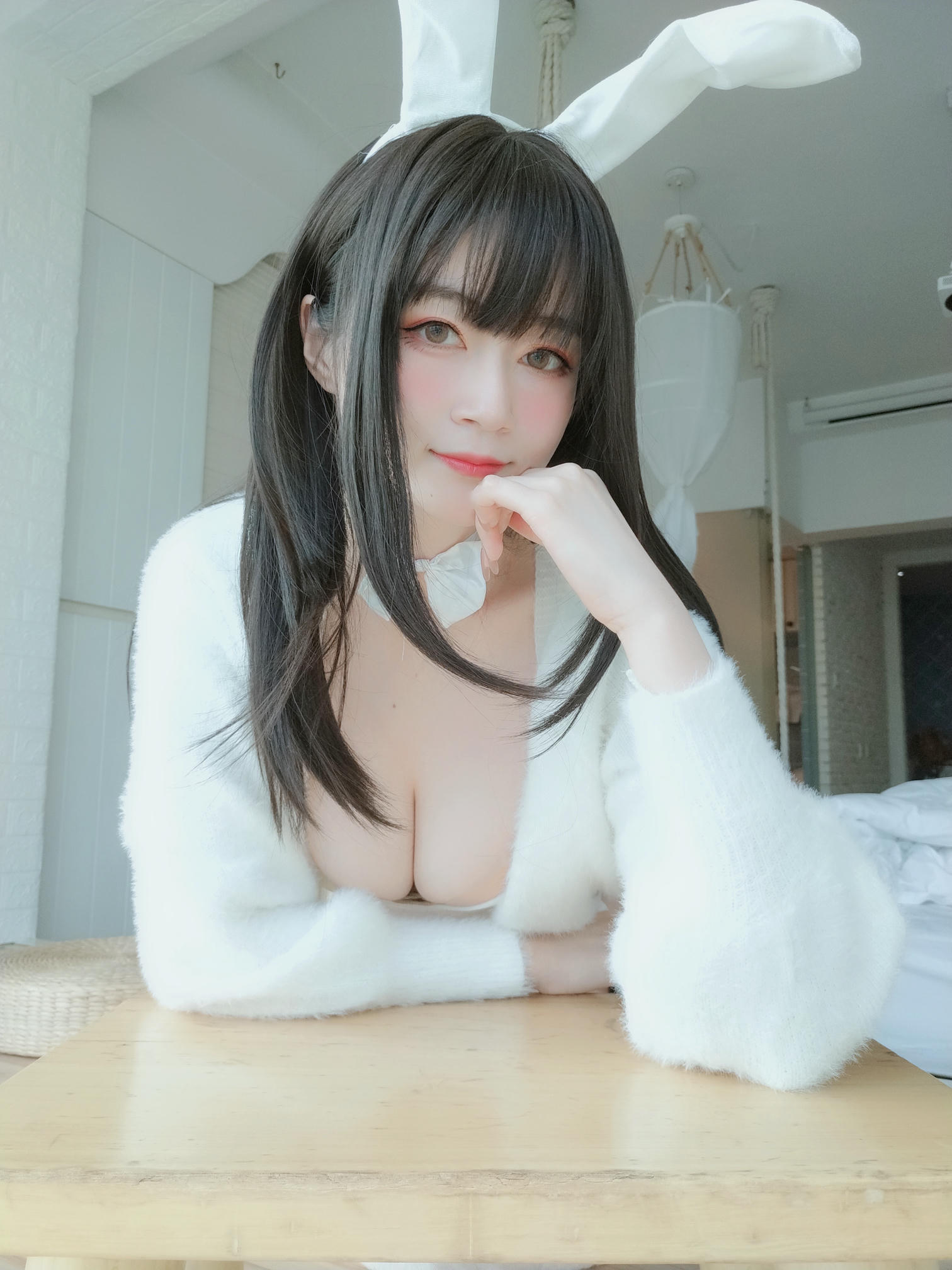 白银81 NO.056 白丝兔子 [108P4V-893MB]_第3集