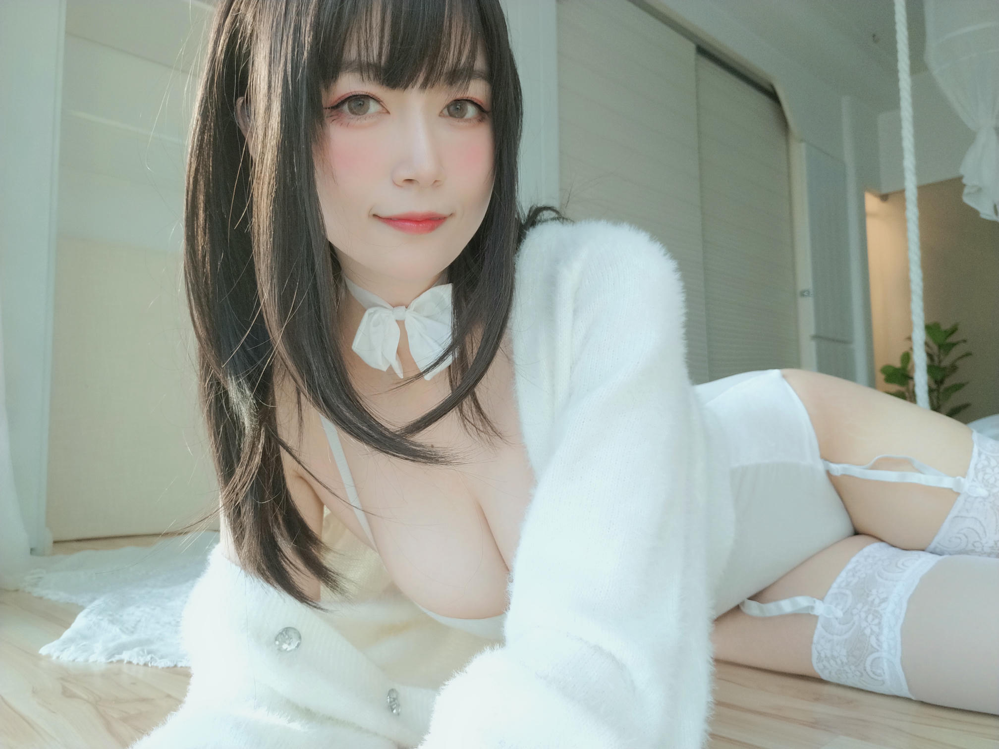 白银81 NO.056 白丝兔子 [108P4V-893MB]_第5集