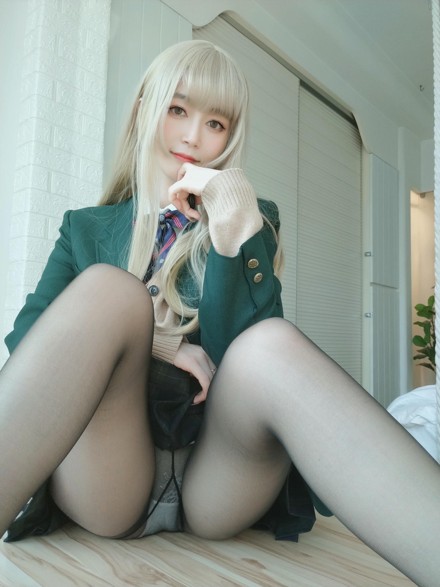 白银81 NO.057 灰色空间 [90P1V-578MB]_第1集