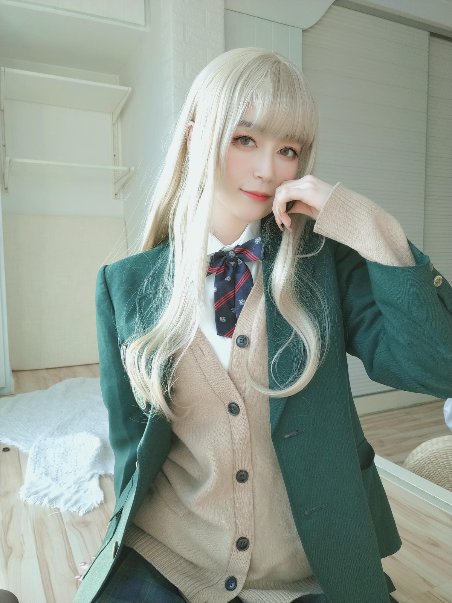 白银81 NO.057 灰色空间 [90P1V-578MB]_第1集