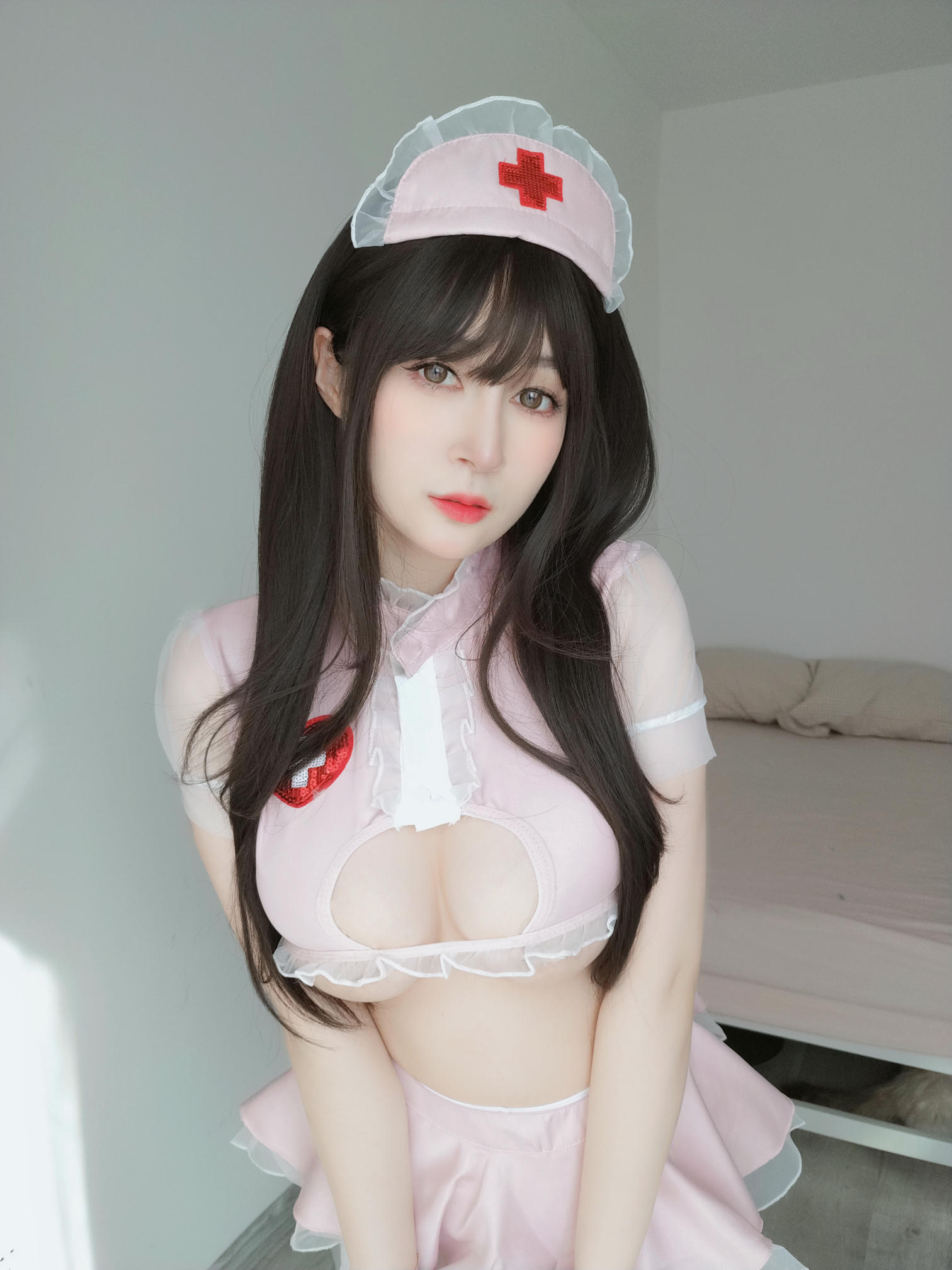 白银81 NO.143 Fantia 2023年07月[275P-6V-1.84G]-2023-07-28 ポルノ女性看護師1 [15P-144.09MB]_第1集