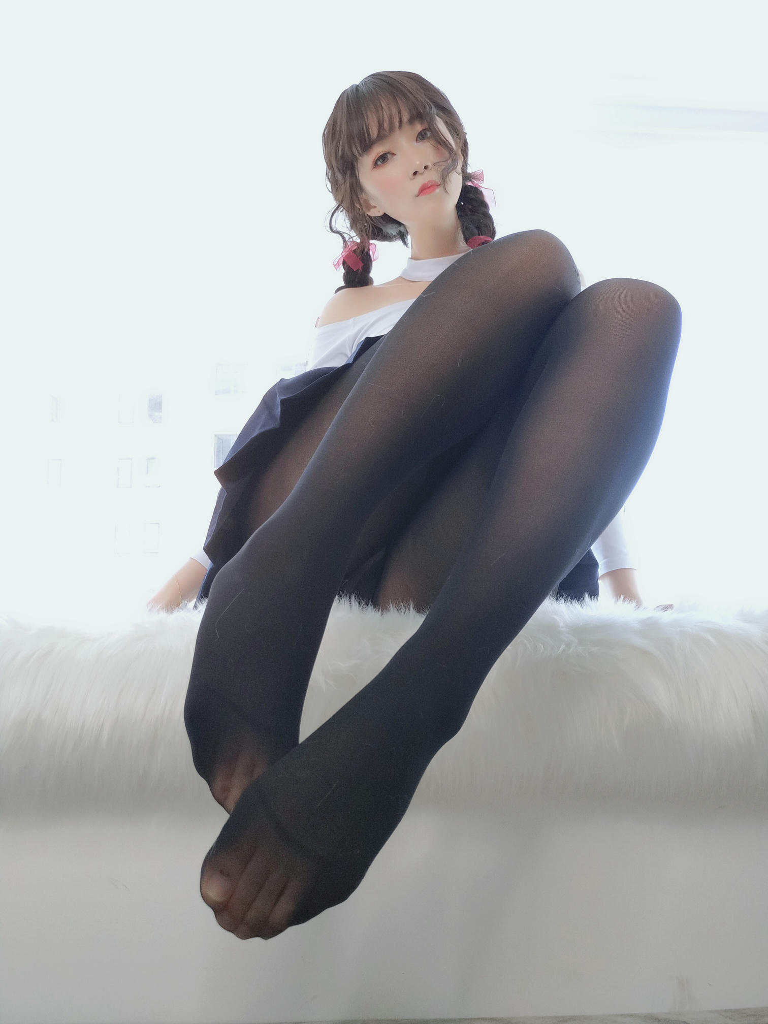 白银81 NO.005 邻家大姐姐的黑丝 [45P1V-252MB]_第1集