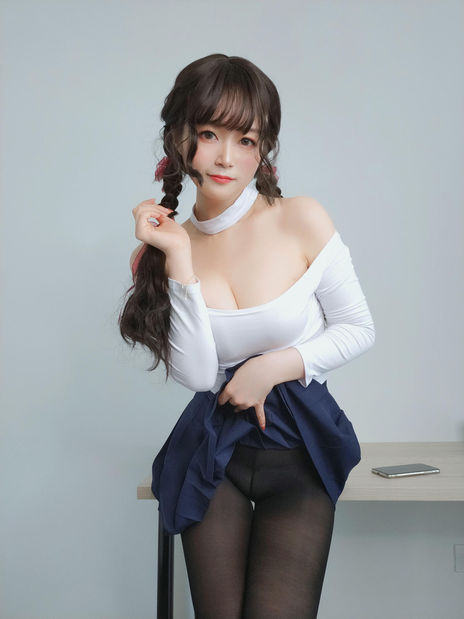 白银81 NO.005 邻家大姐姐的黑丝 [45P1V-252MB]_第1集