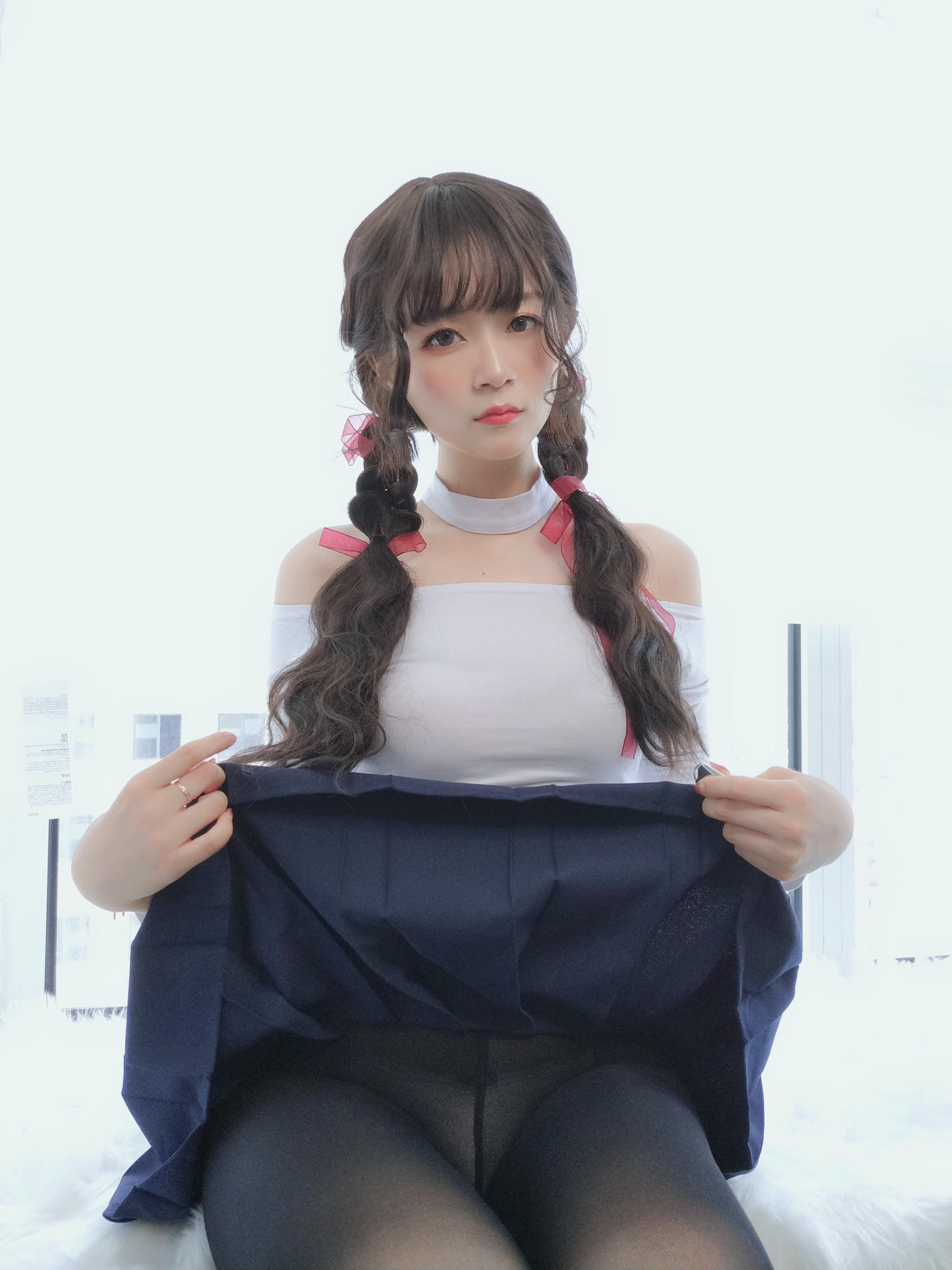 白银81 NO.005 邻家大姐姐的黑丝 [45P1V-252MB]_第3集
