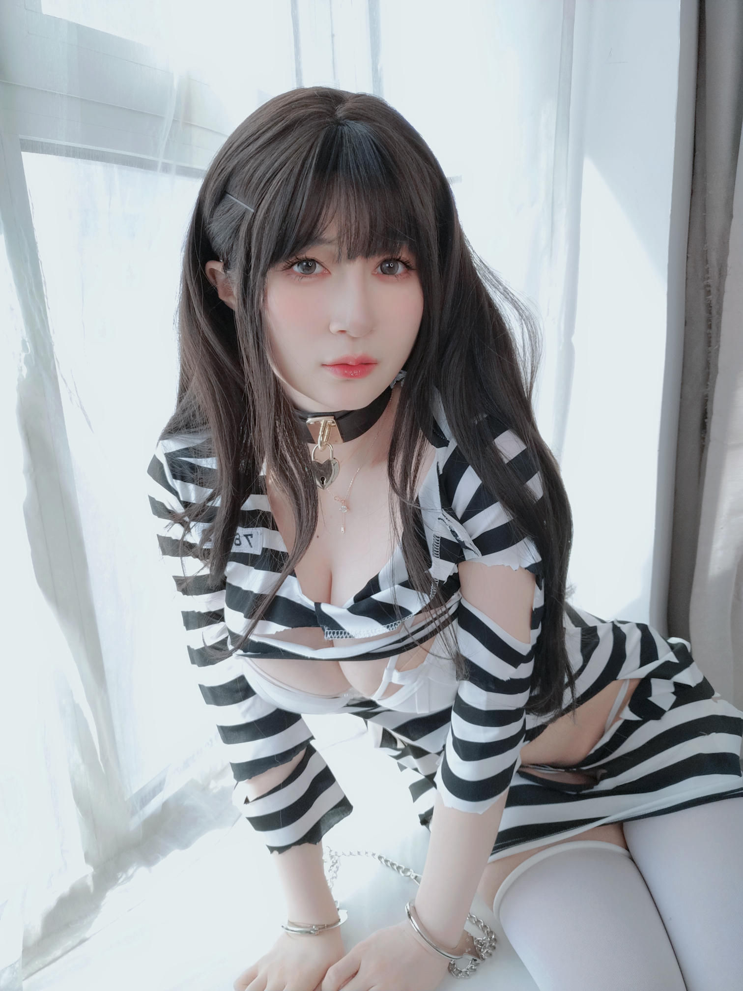 白银81 NO.144 Fantia 2023年08月 [259P9V-2.13GB]-2023-08-13 女性囚人5 [15P-122.41MB]_第1集