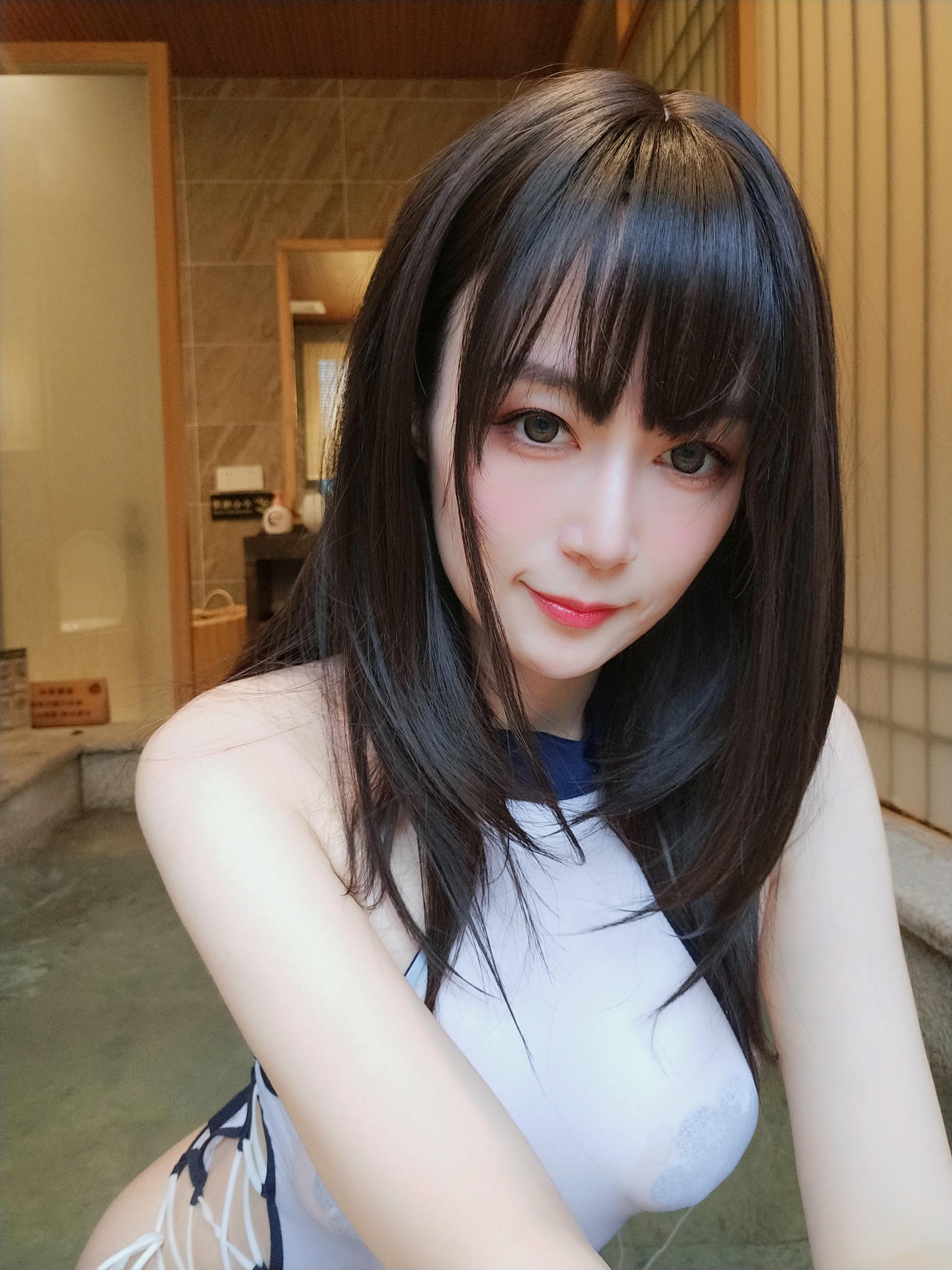 白银81 NO.060 女场浴池上 [67P4V-695MB]_第2集