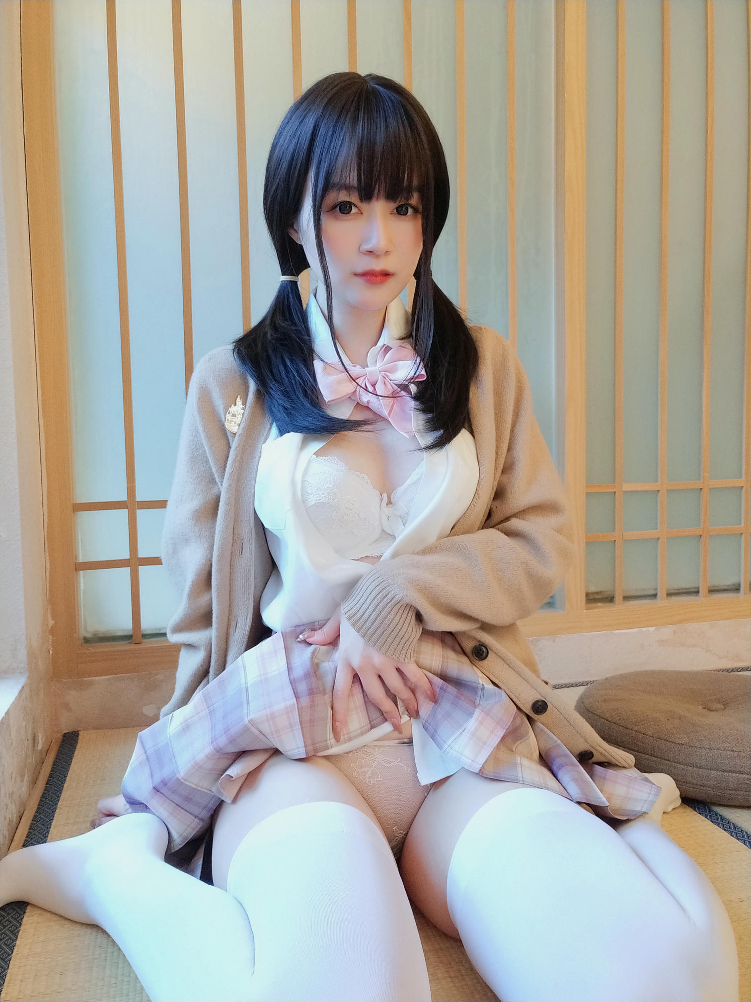 白银81 NO.061 女场浴池下 [68P5V-602MB]_第1集