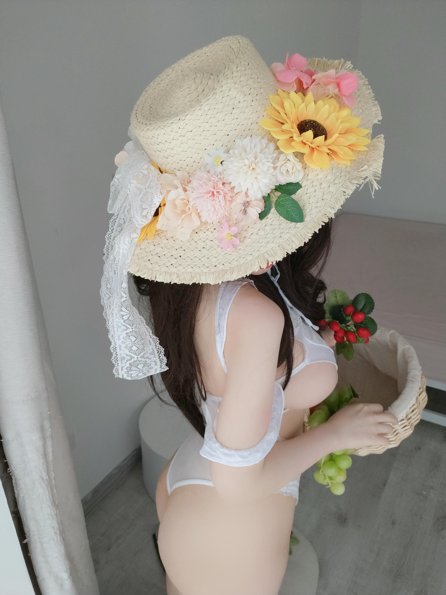 白银81 NO.146 Fantia 2023年10月 [349P8V-2.94GB]-2023-10-04 ピクニック少女6 [19P-164.33MB]_第1集