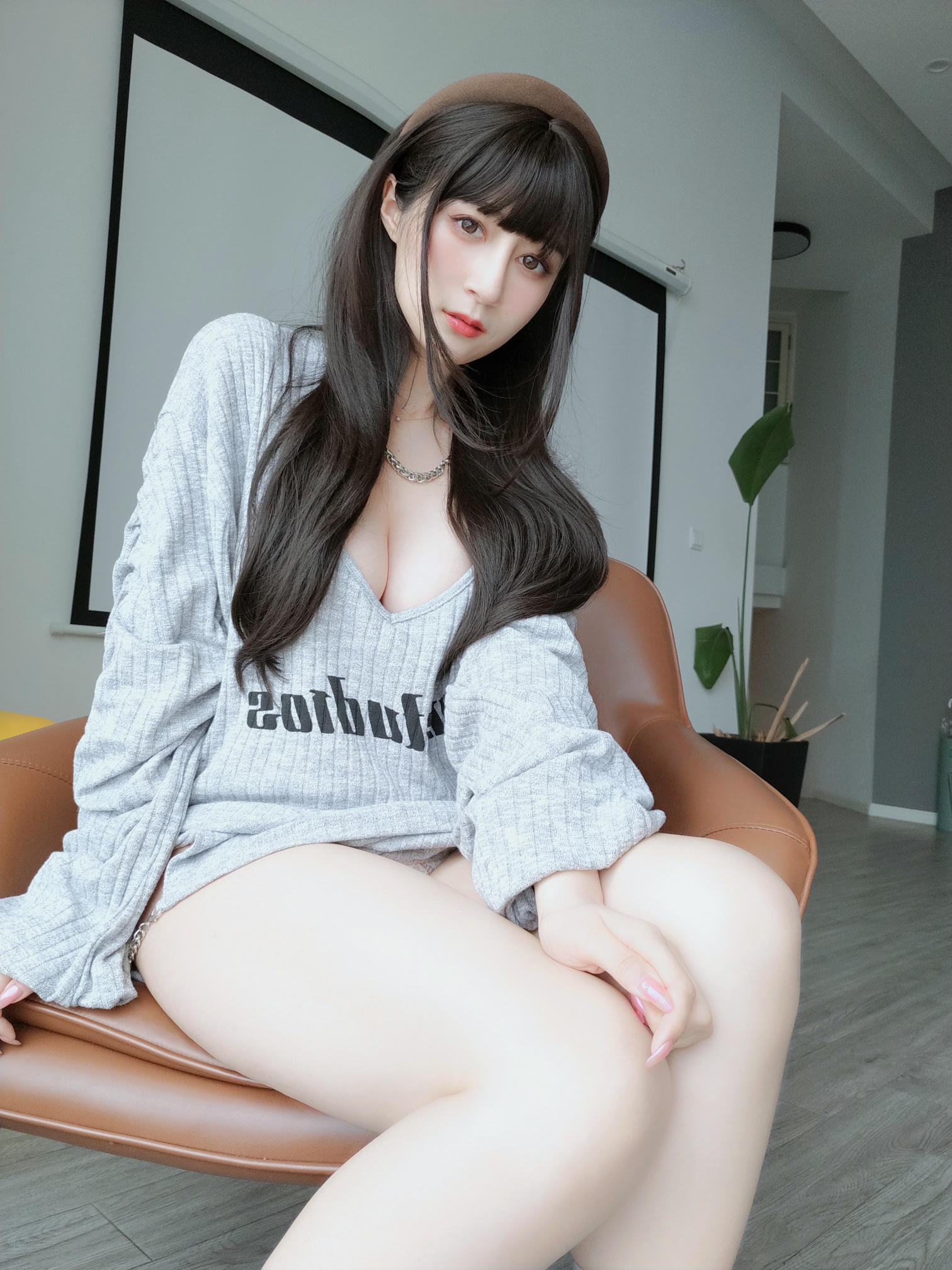 白银81 NO.147 自撮り VOL.63[166P-531.4M]_第1集