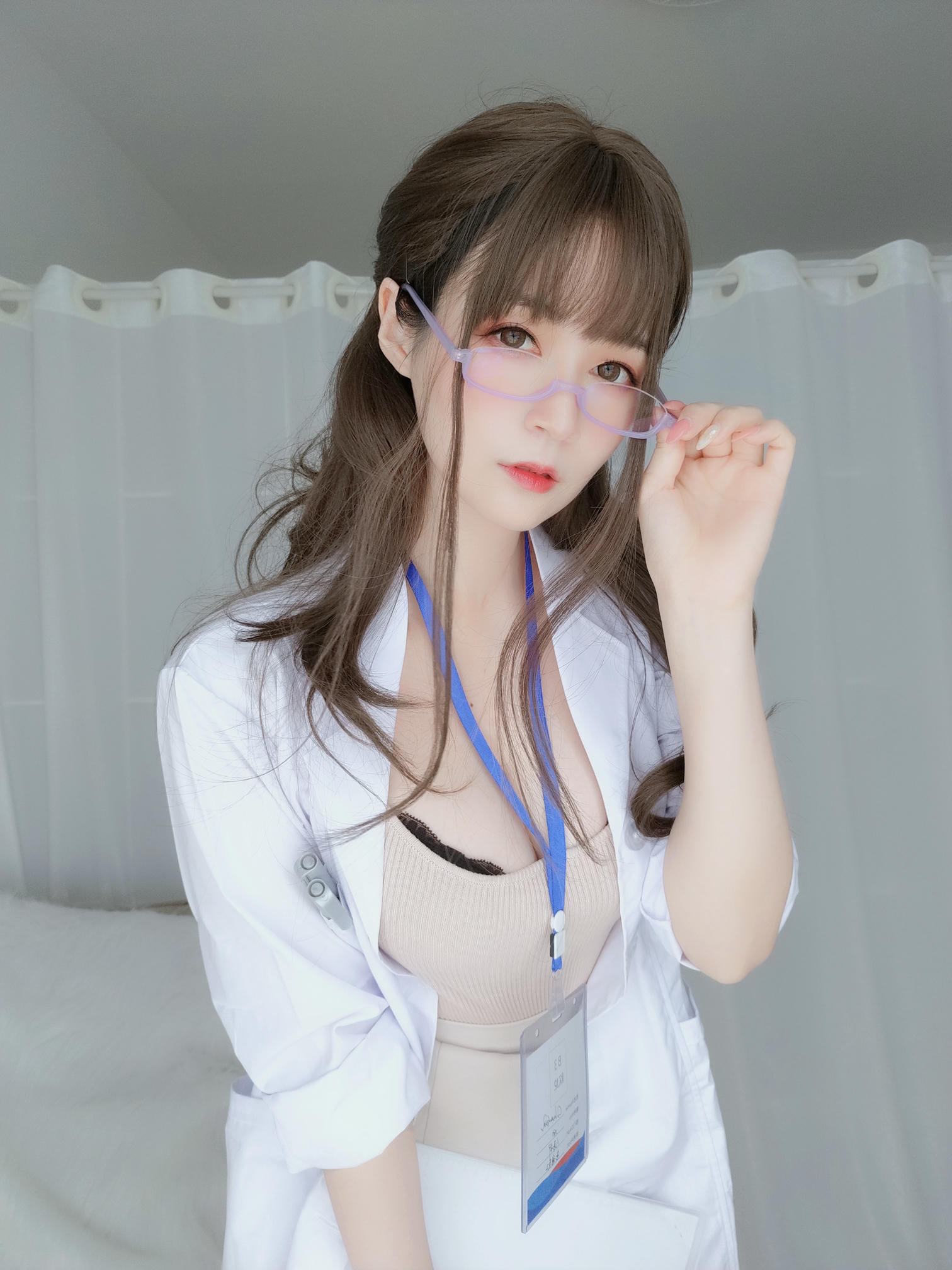 白银81 NO.066 私人医生 [159P6V-1.03GB]_第2集
